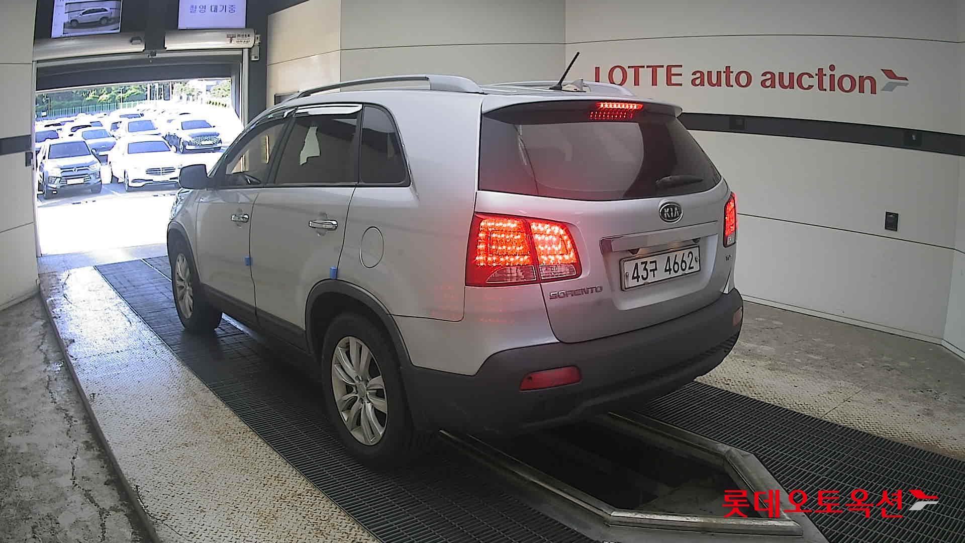 كيا سورينتو 2010 TLX