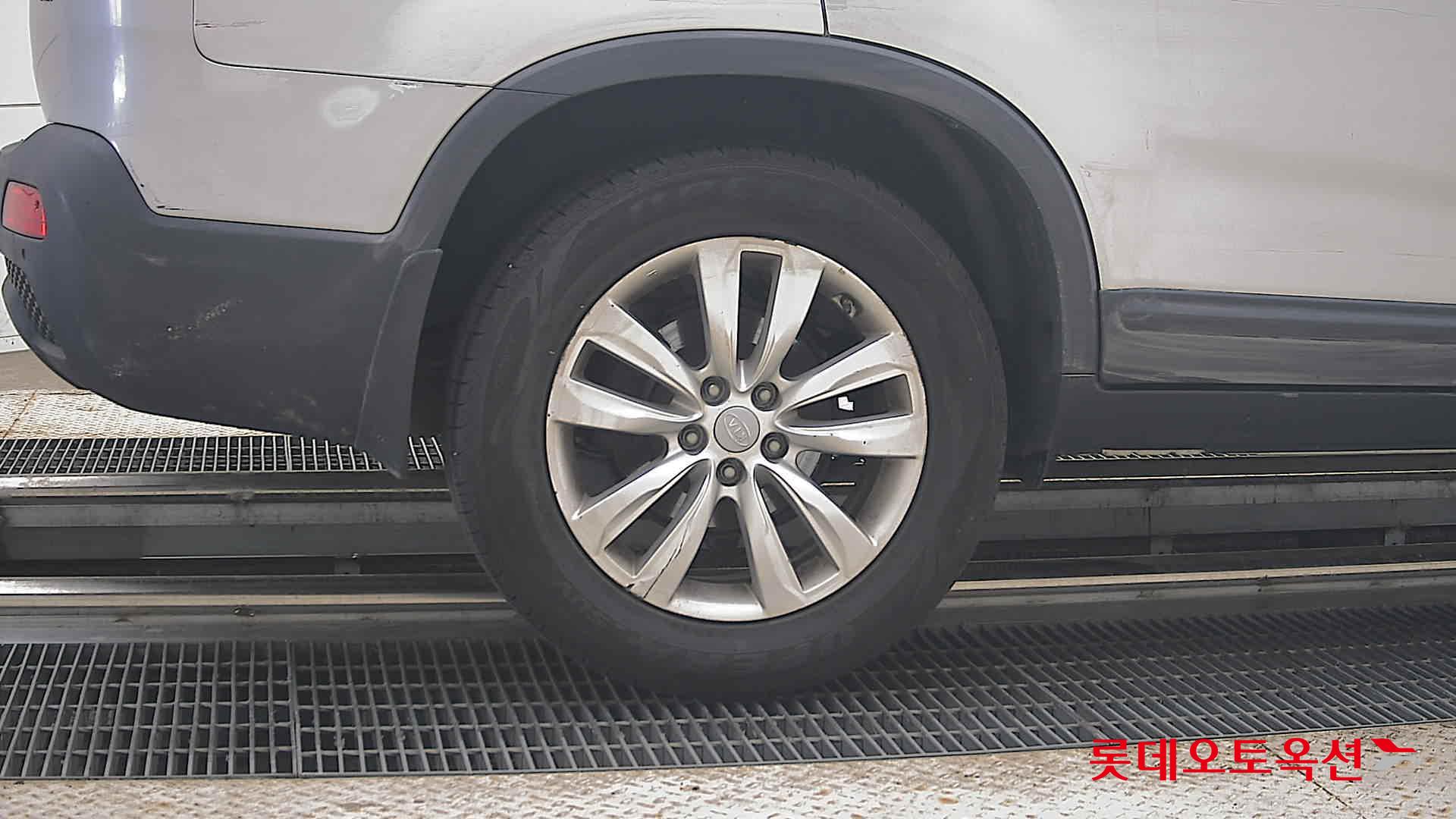 كيا سورينتو 2010 TLX