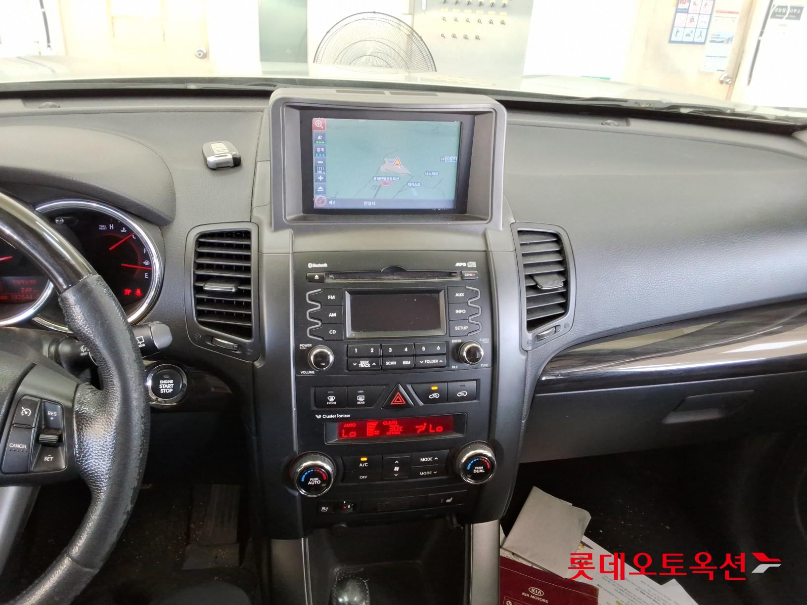 كيا سورينتو 2010 TLX