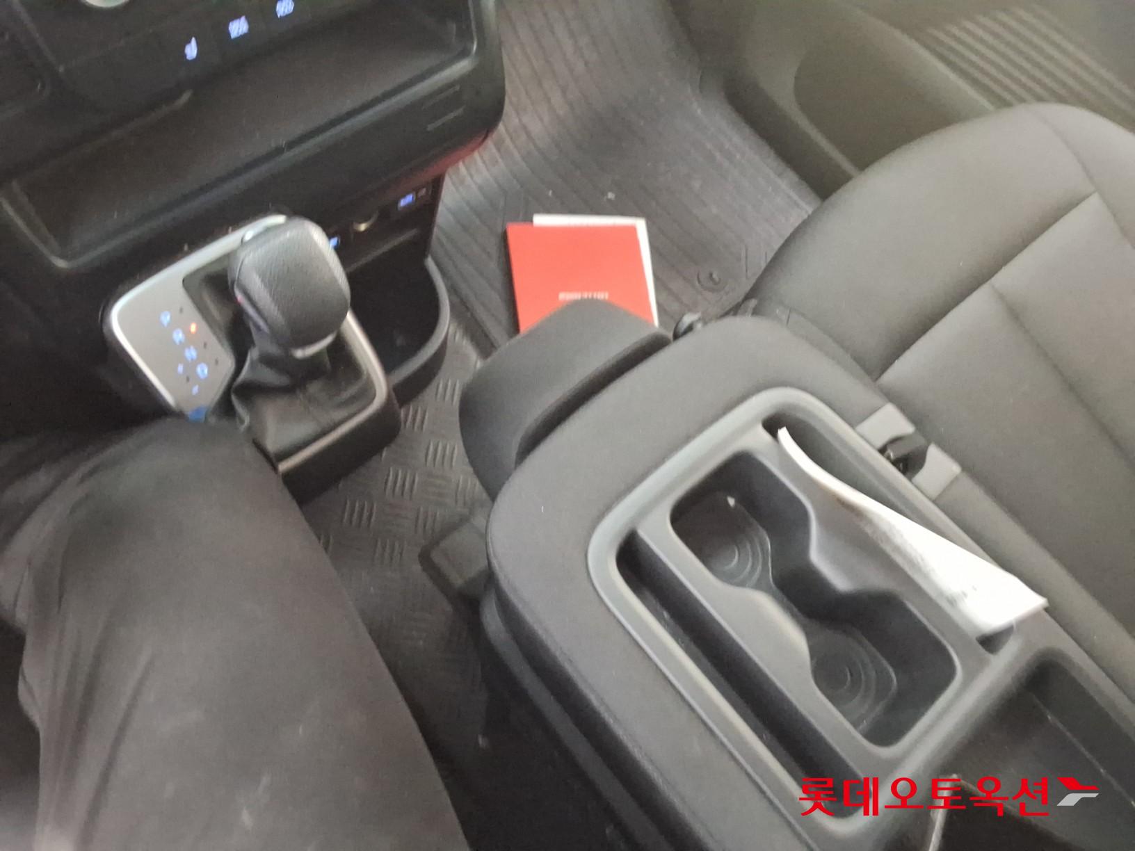 هيونداي ستاريا 2023