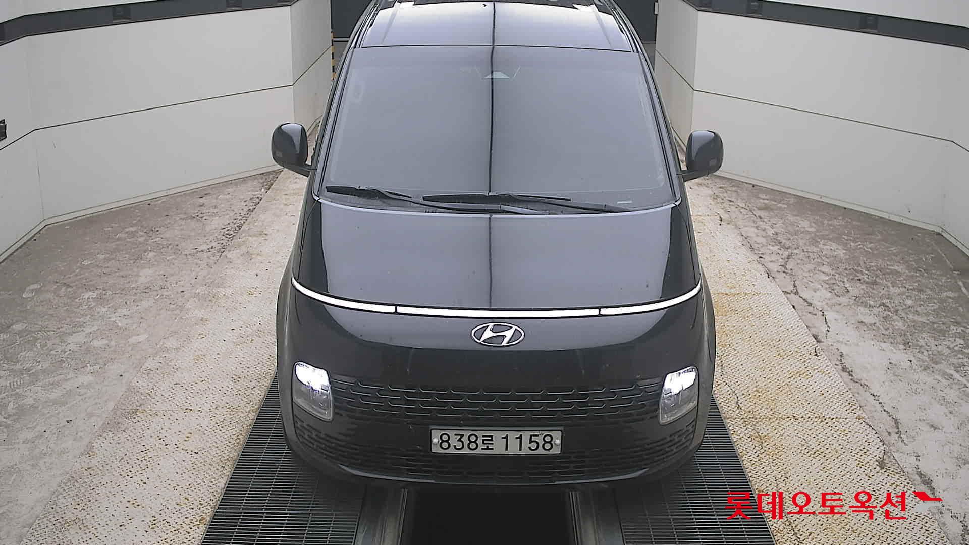 هيونداي ستاريا 2022