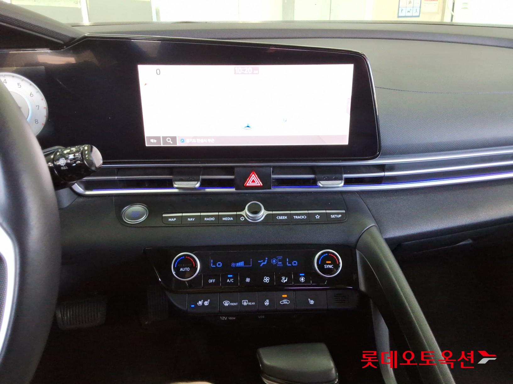 هيونداي أفانتي 2021 MODERN
