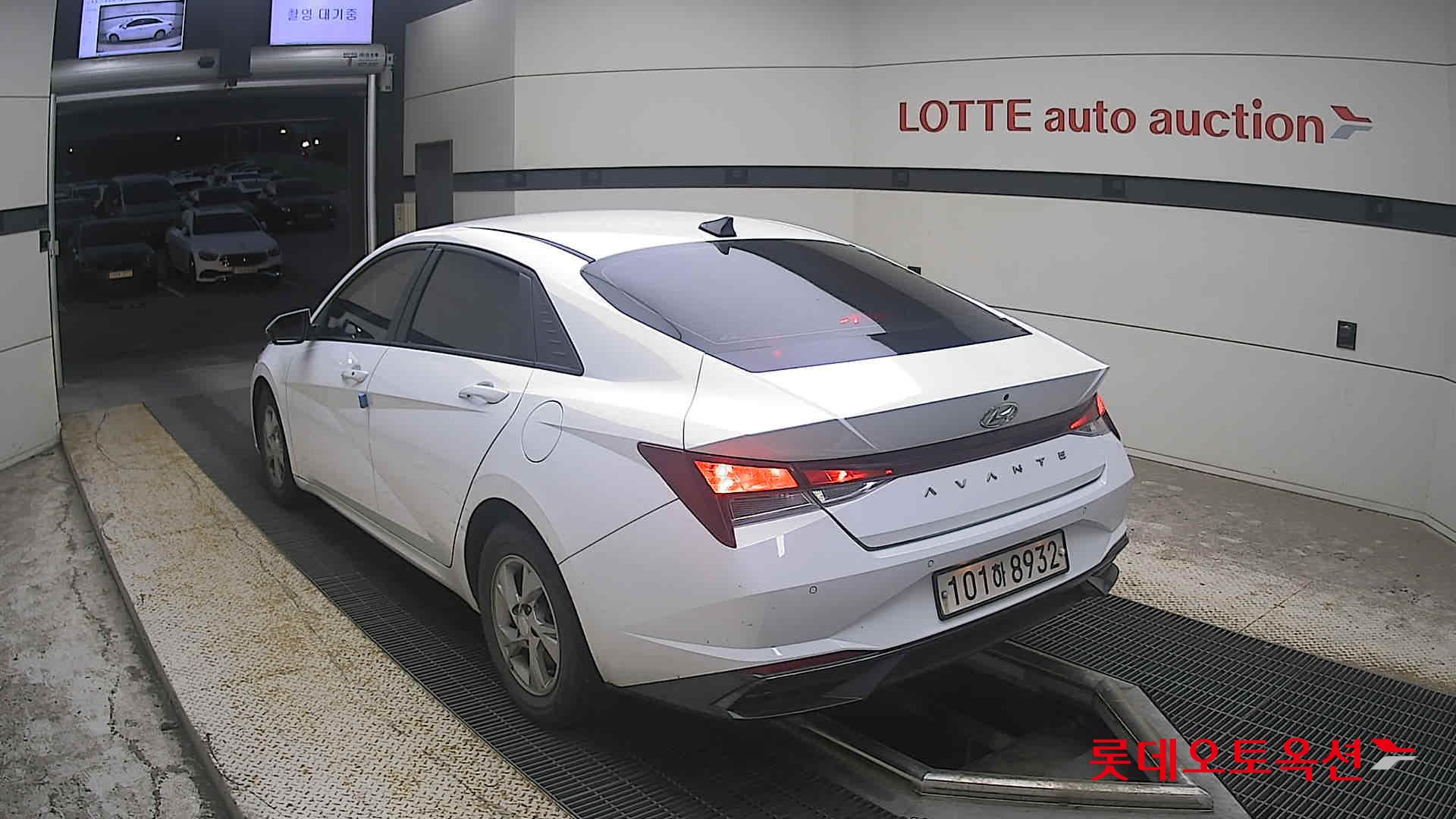 هيونداي أفانتي 2023 SMART