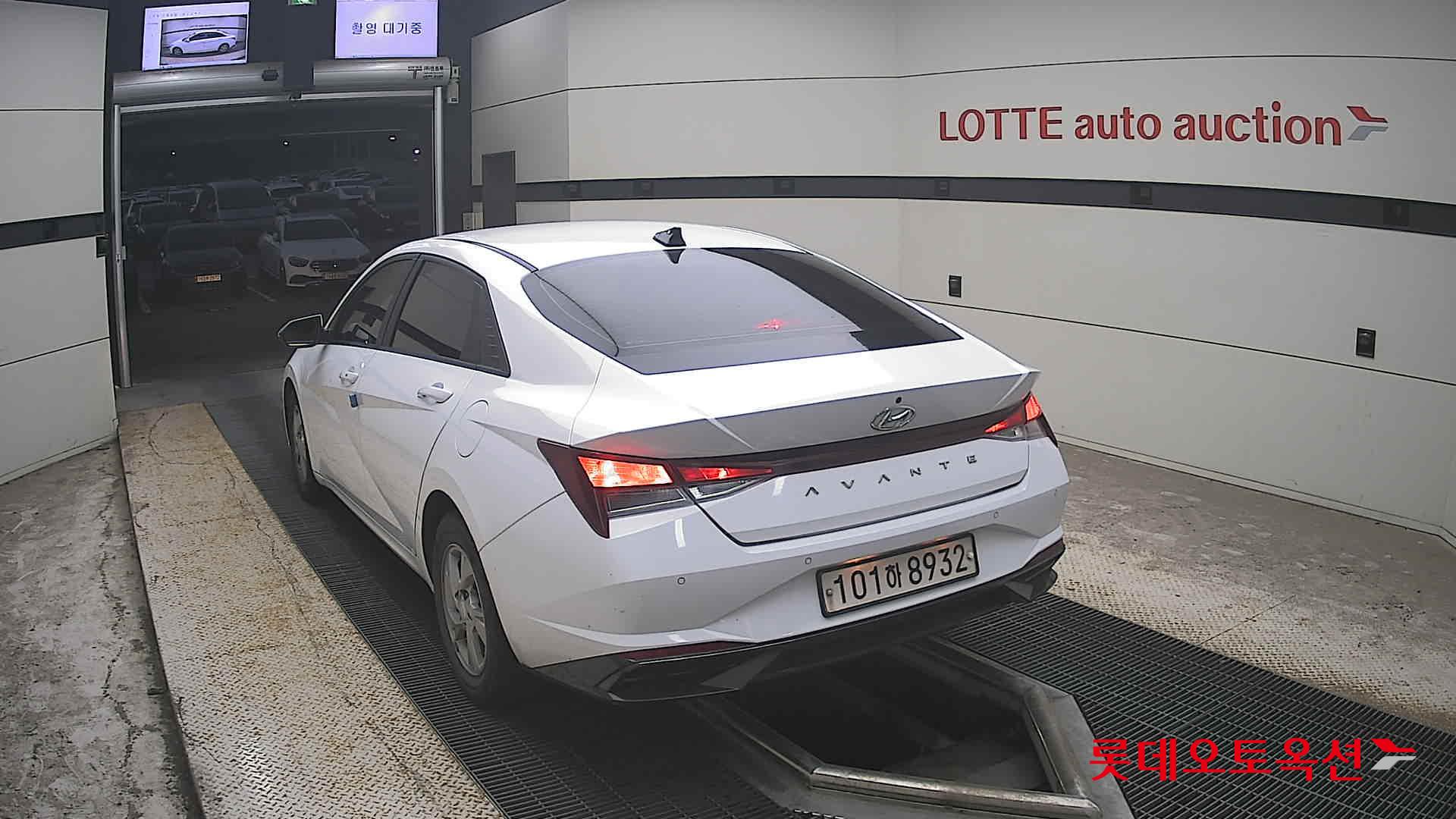 هيونداي أفانتي 2023 SMART