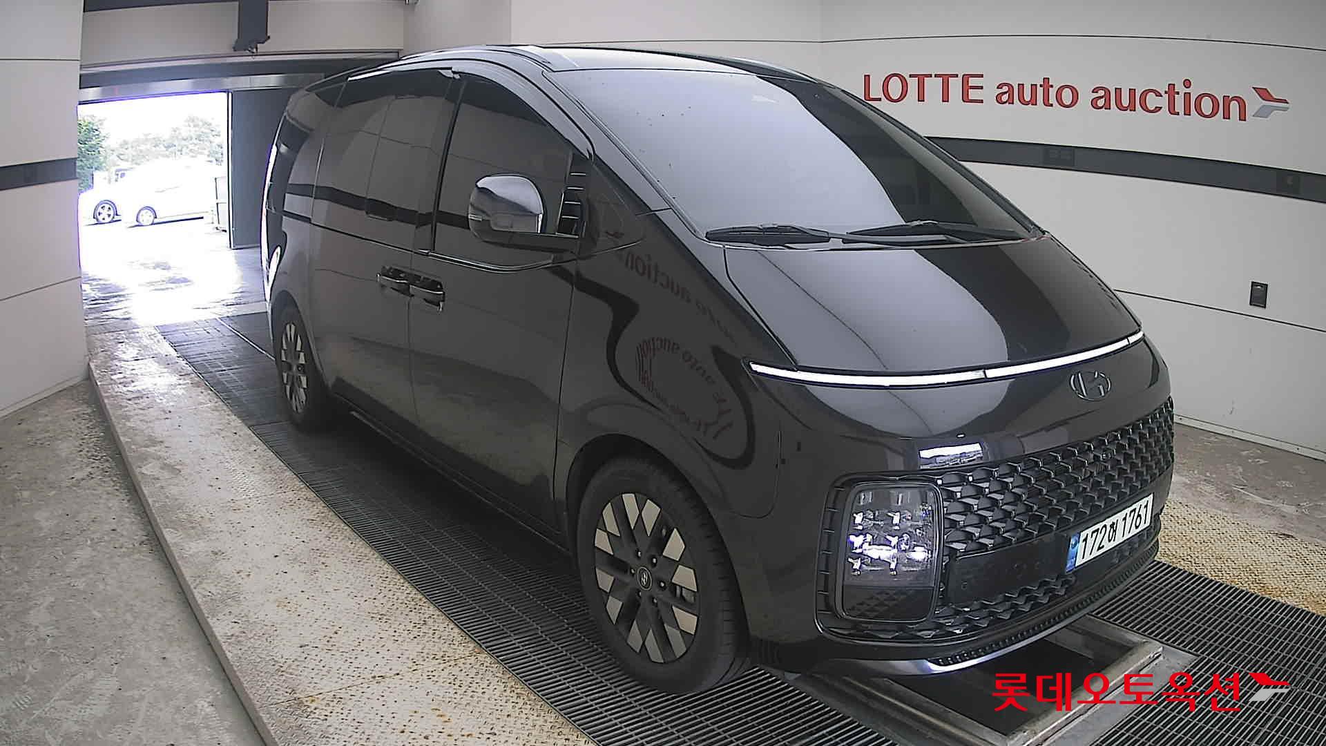 هيونداي ستاريا 2022 راي