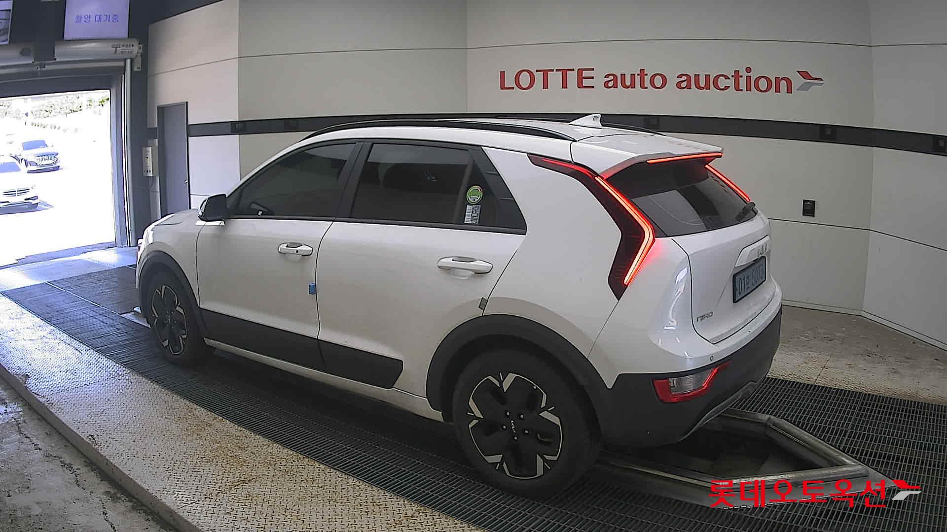 كيا نيرو 2023 EV