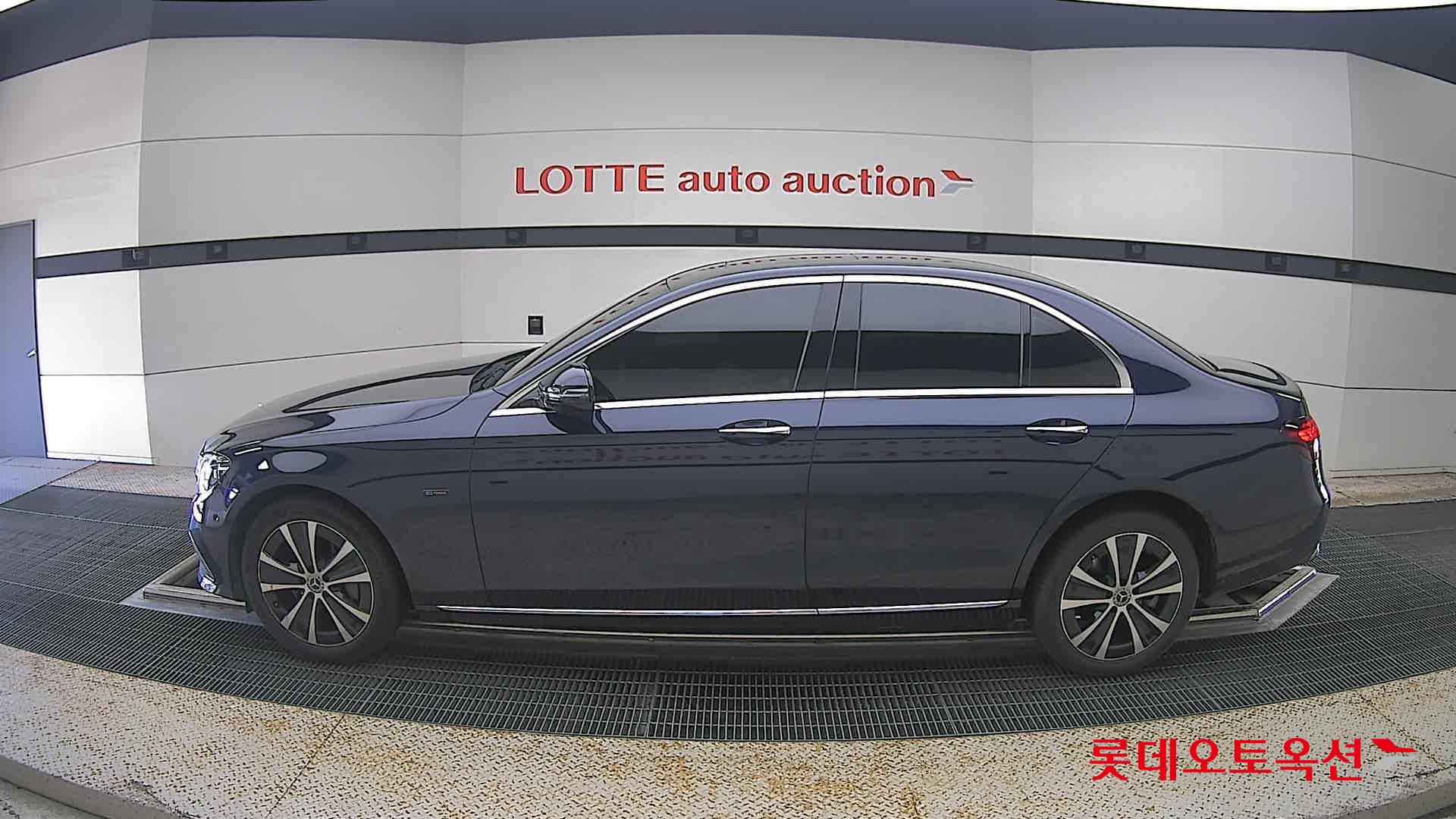مرسيدس بنز E300E 2021 4M إكسكلوسيف