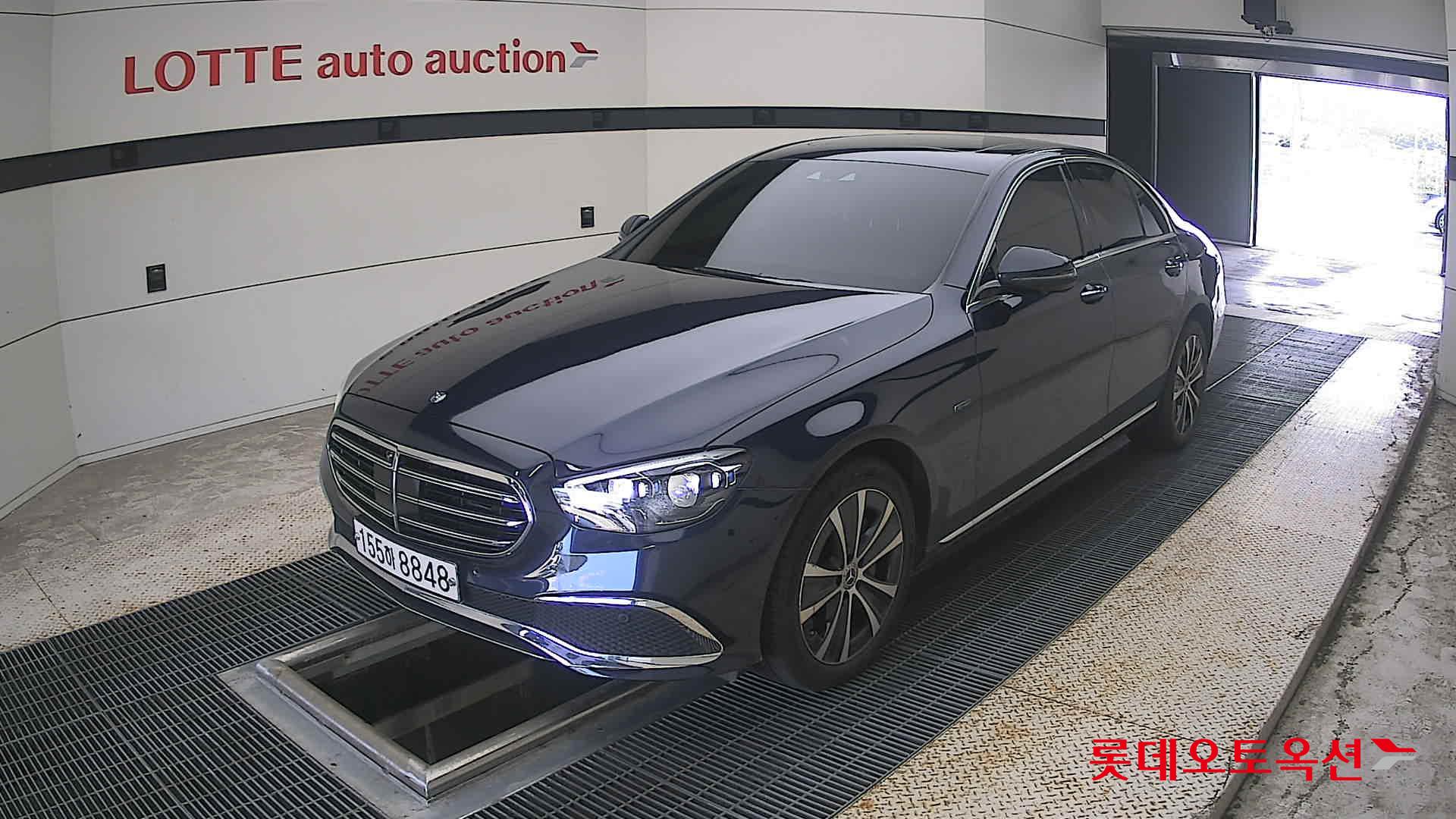 مرسيدس بنز E300E 2021 4M إكسكلوسيف