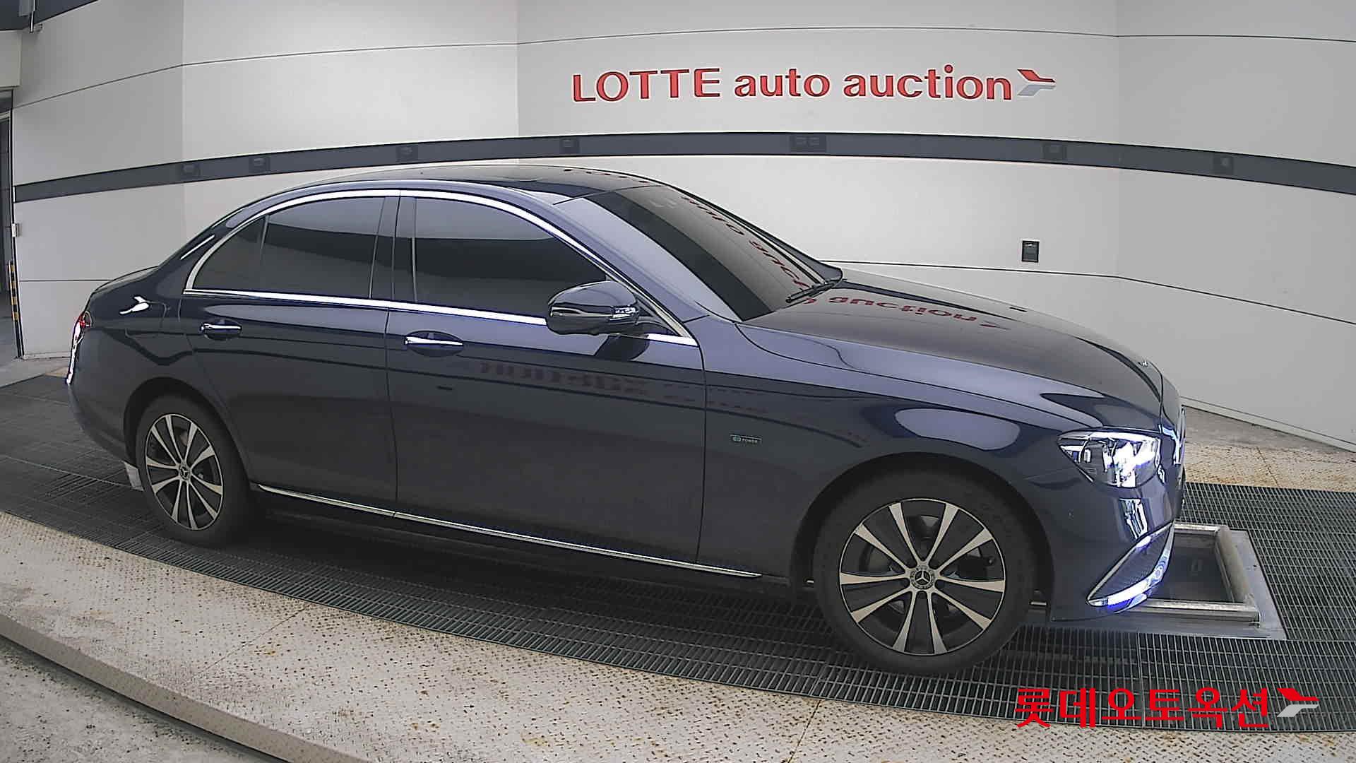 مرسيدس بنز E300E 2021 4M إكسكلوسيف