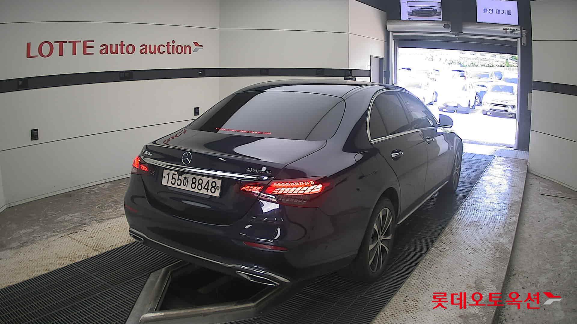 مرسيدس بنز E300E 2021 4M إكسكلوسيف