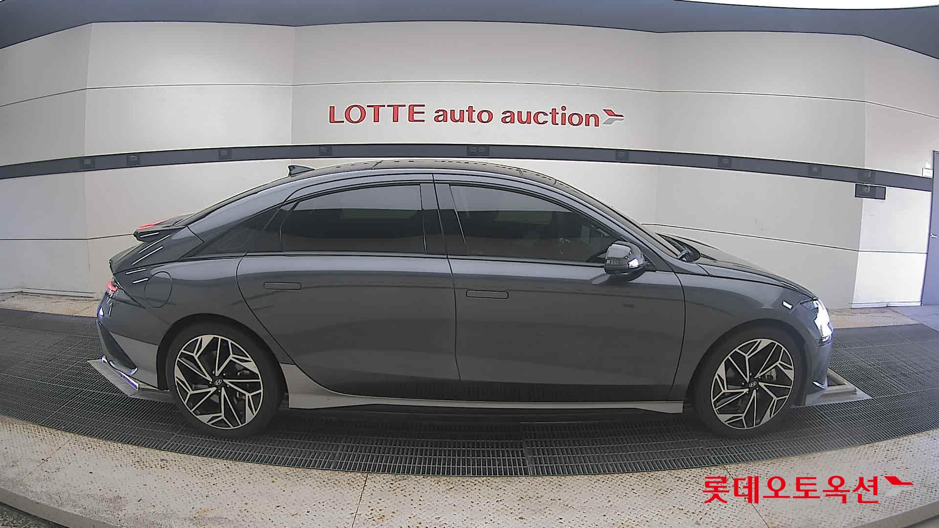 هيونداي أيونيك 2023