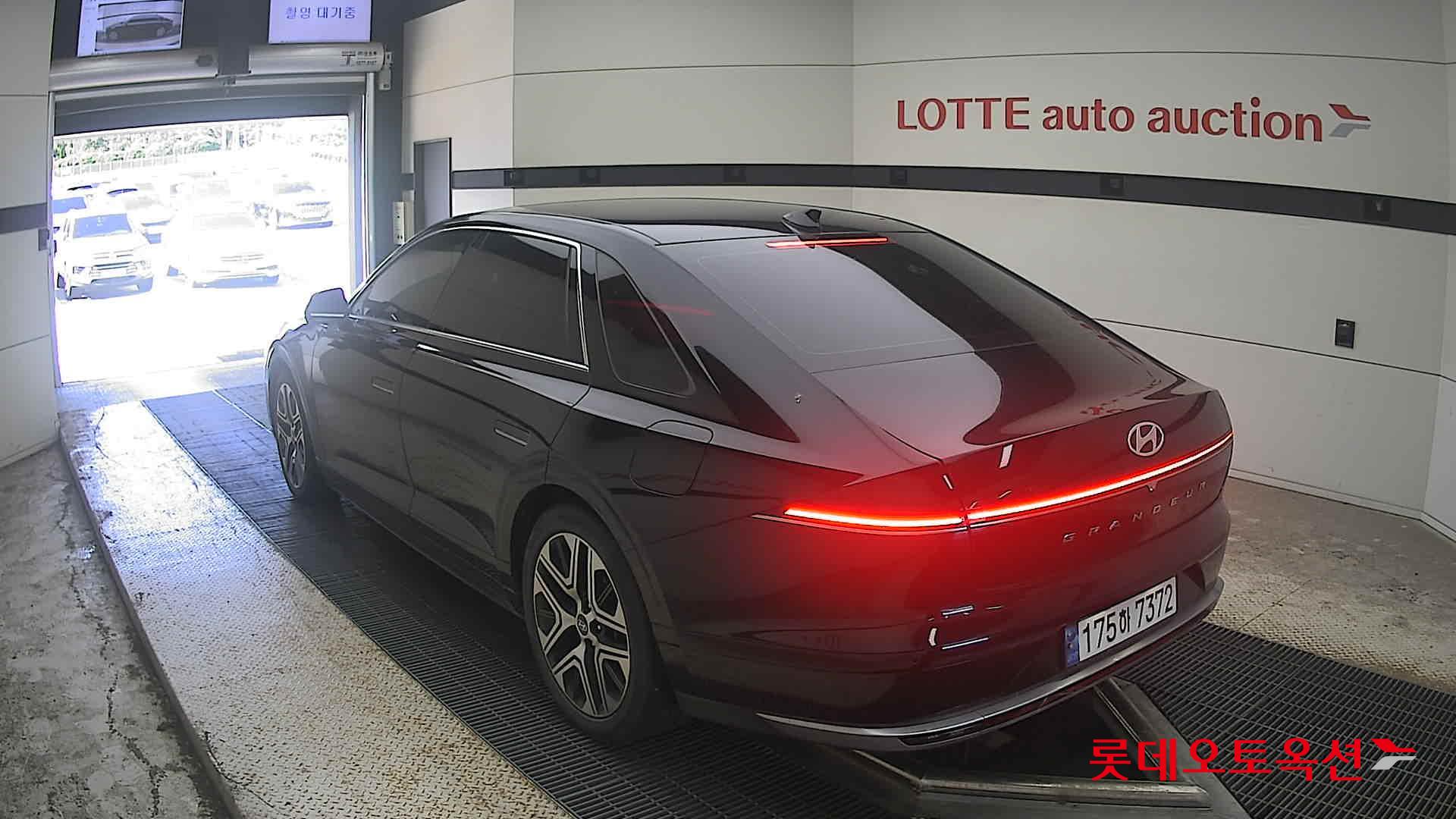 هيونداي جرانديور 2023 AT