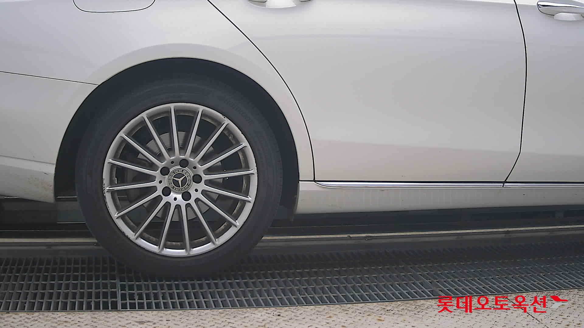 مرسيدس بنز E250 2022 إكسكلوسيف