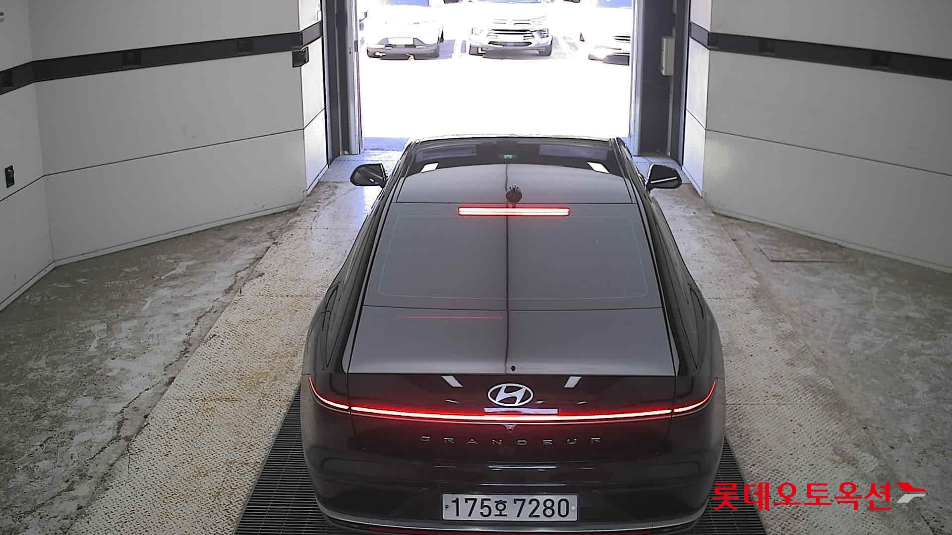 هيونداي جرانديور 2023 AT