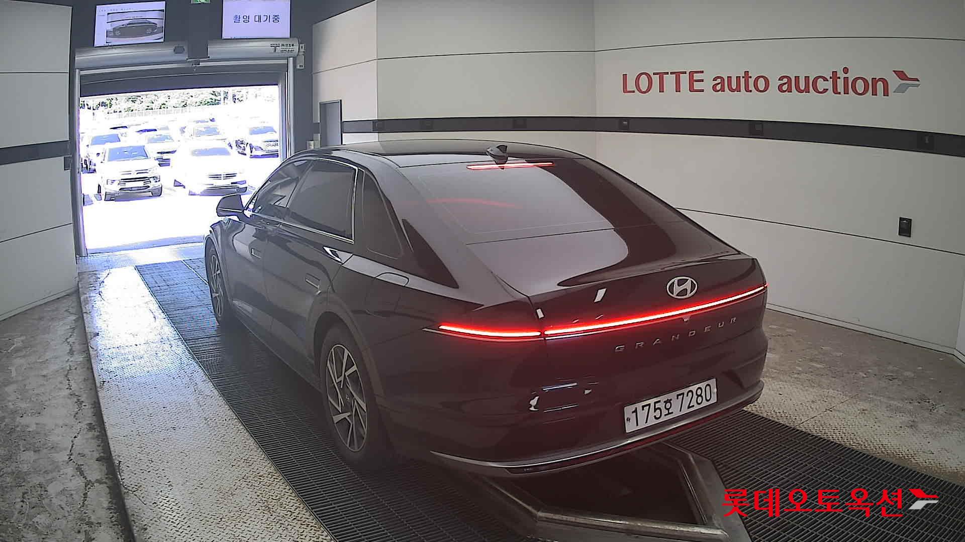 هيونداي جرانديور 2023 AT