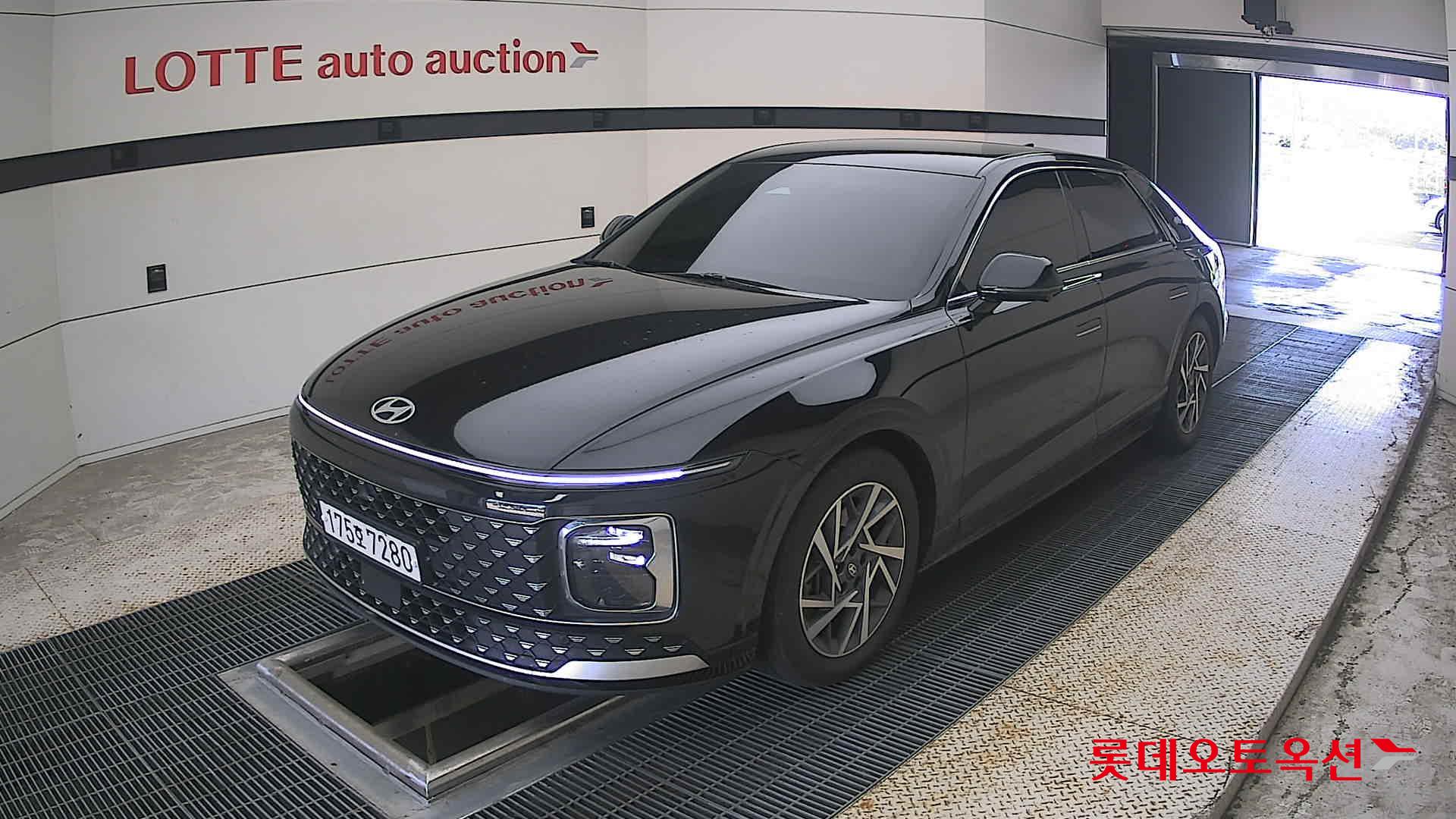 هيونداي جرانديور 2023 AT
