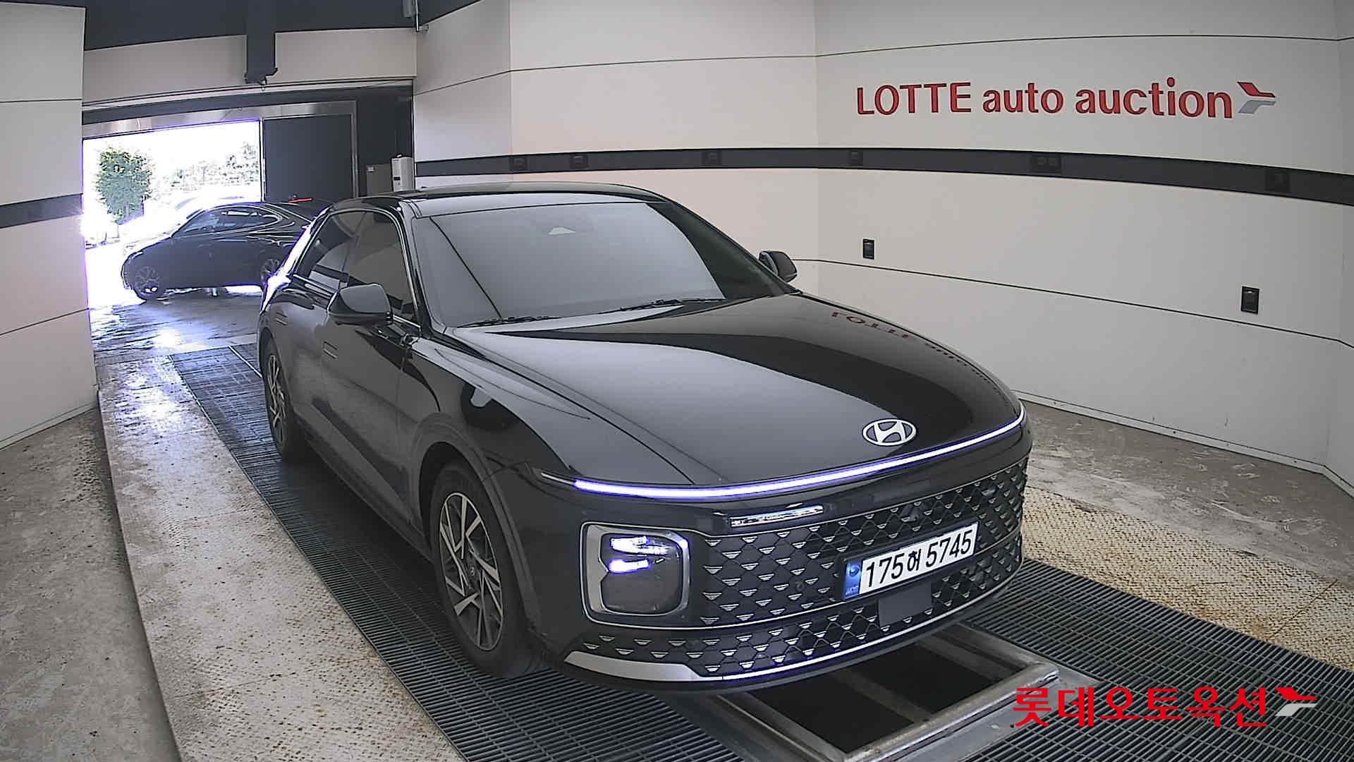 هيونداي جرانديور 2023 AT