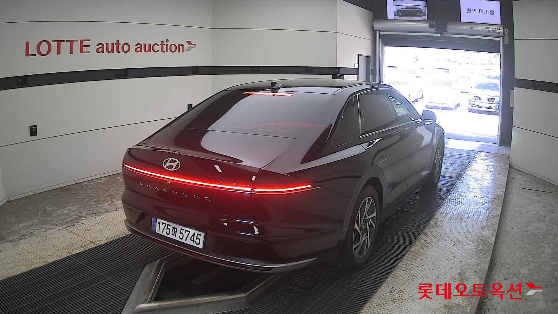 هيونداي جرانديور 2023 AT