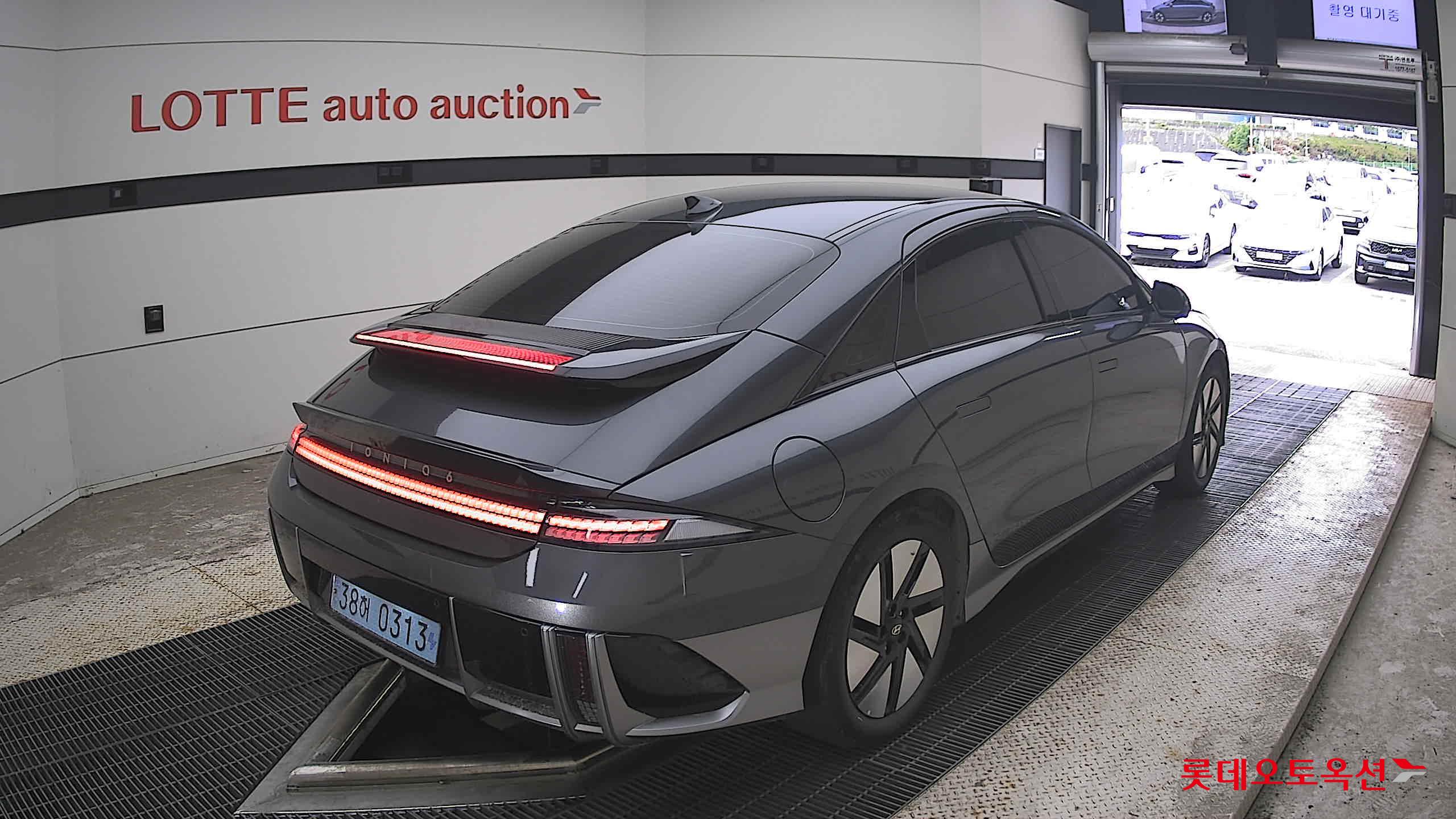 هيونداي أيونيك 2023