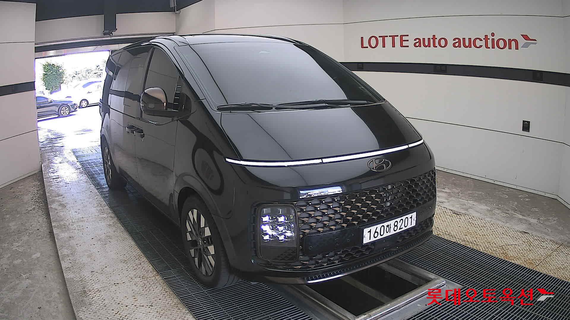 هيونداي ستاريا 2022 راي