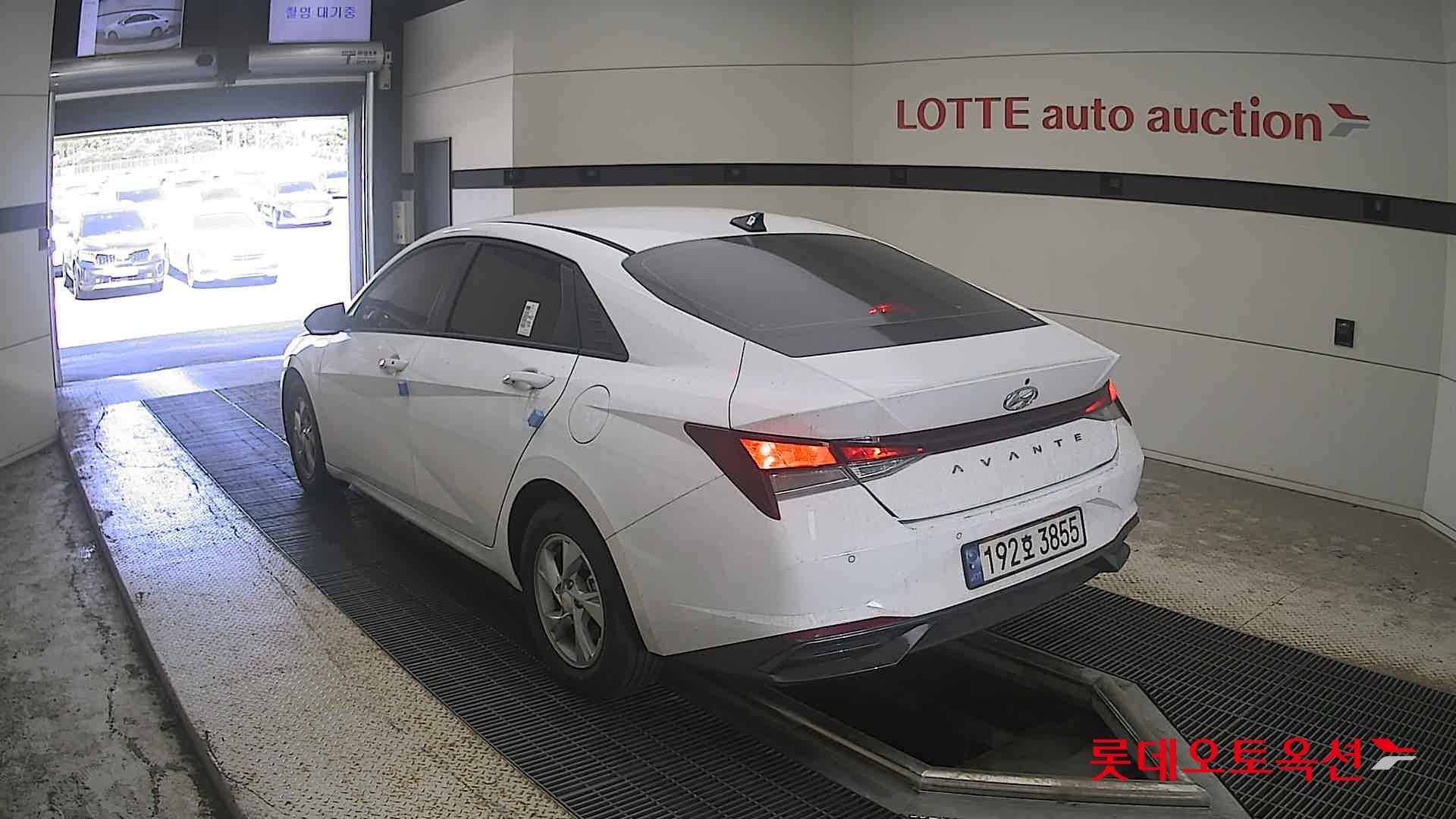 هيونداي أفانتي 2023 SMART