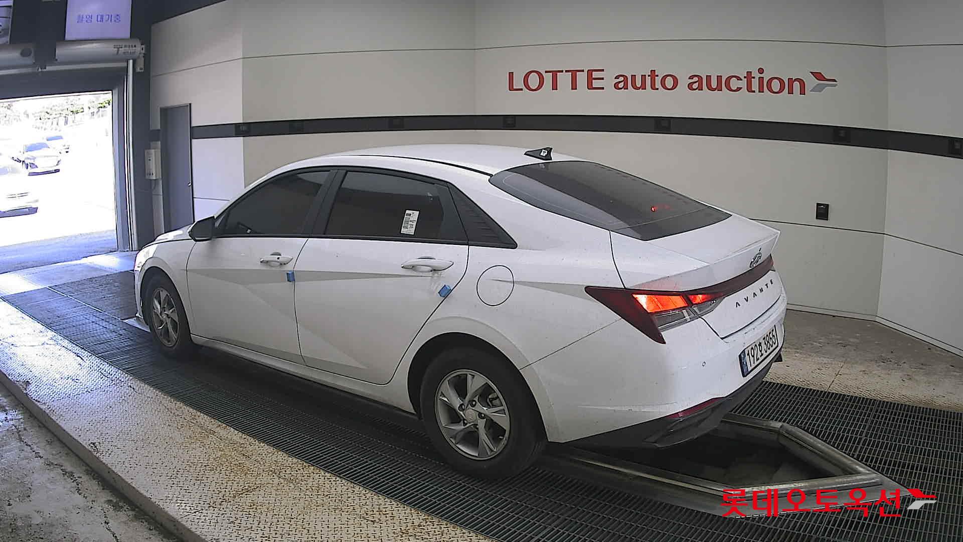 هيونداي أفانتي 2023 SMART