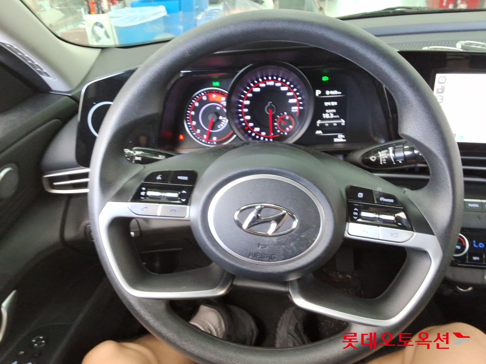 هيونداي أفانتي 2023 SMART