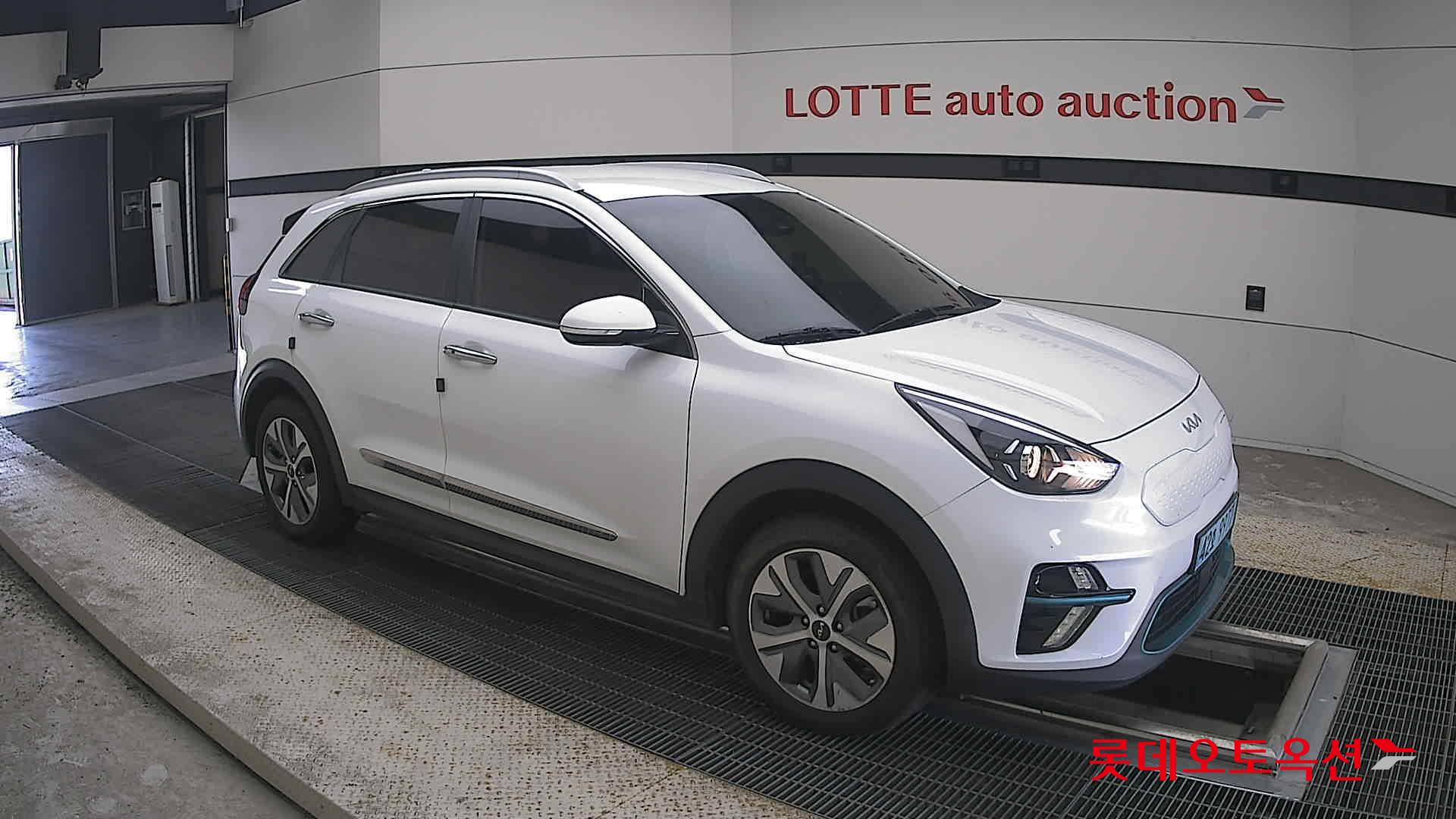 كيا نيرو 2022 EV
