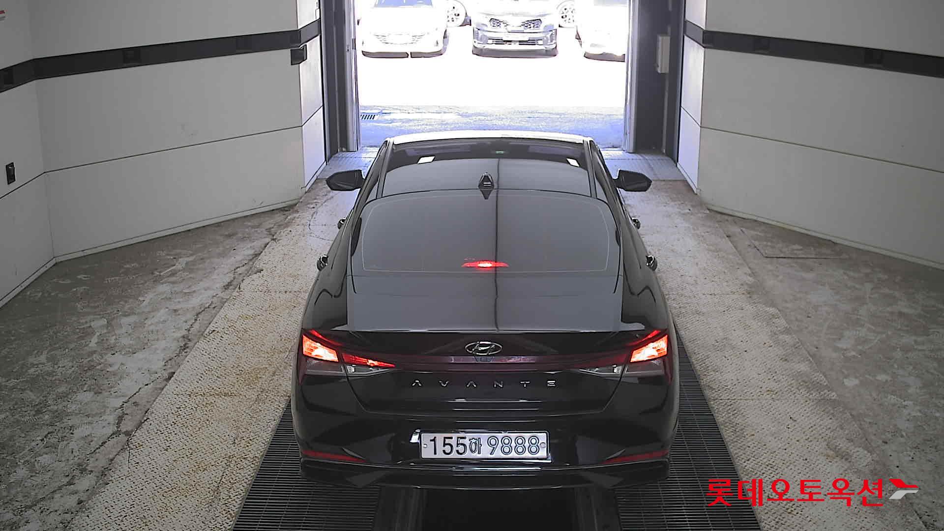 هيونداي أفانتي 2021 MODERN
