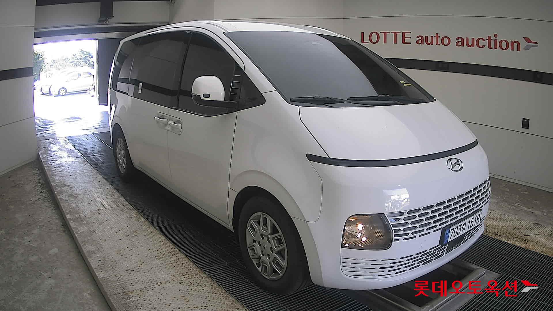 هيونداي ستاريا 2022