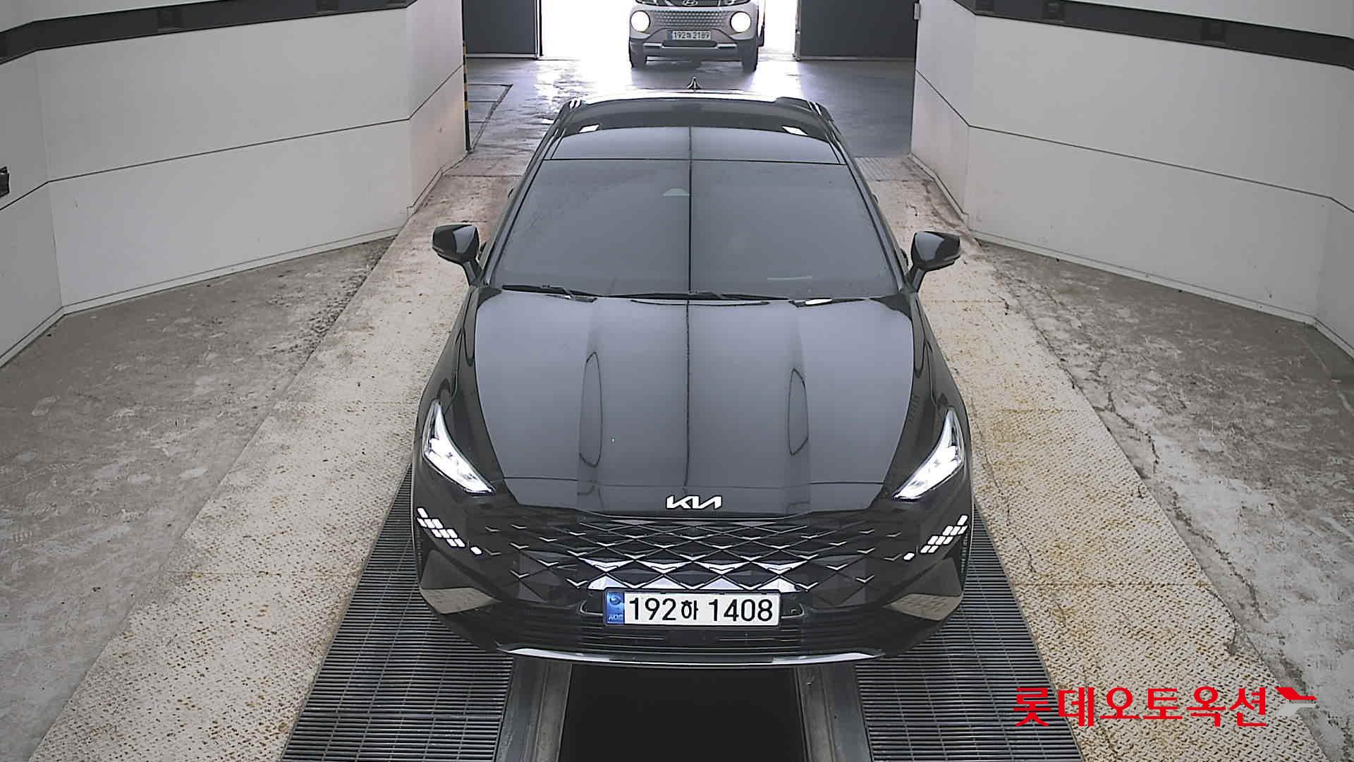 Kia K8