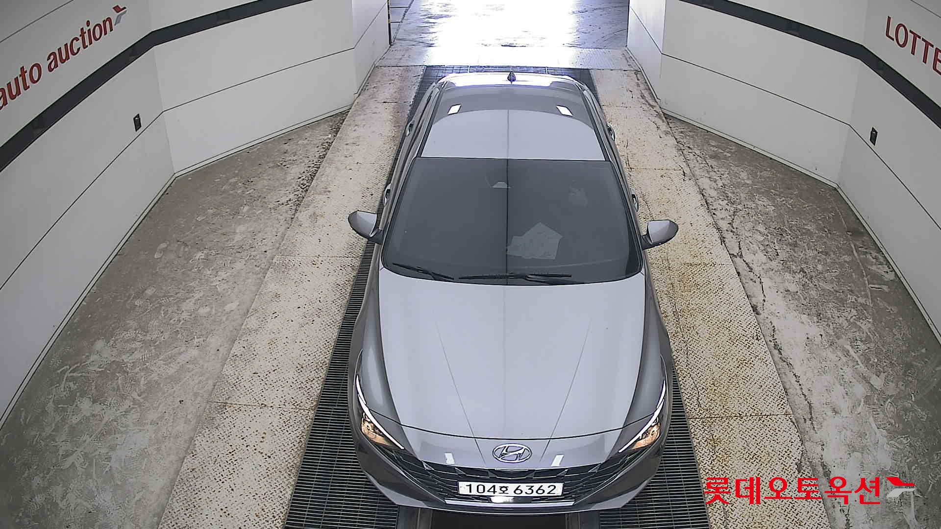 هيونداي أفانتي 2021 MODERN