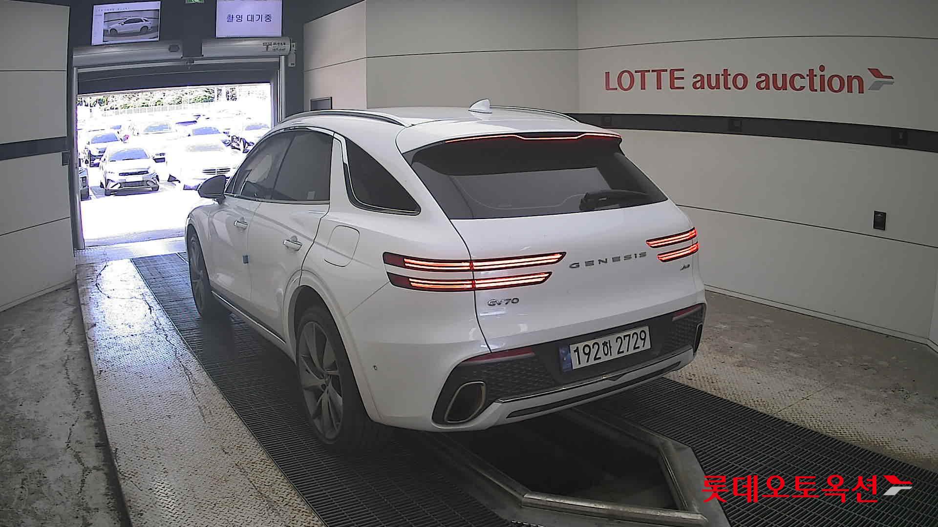 جينيسيس جي في 70 2023 2.5T
