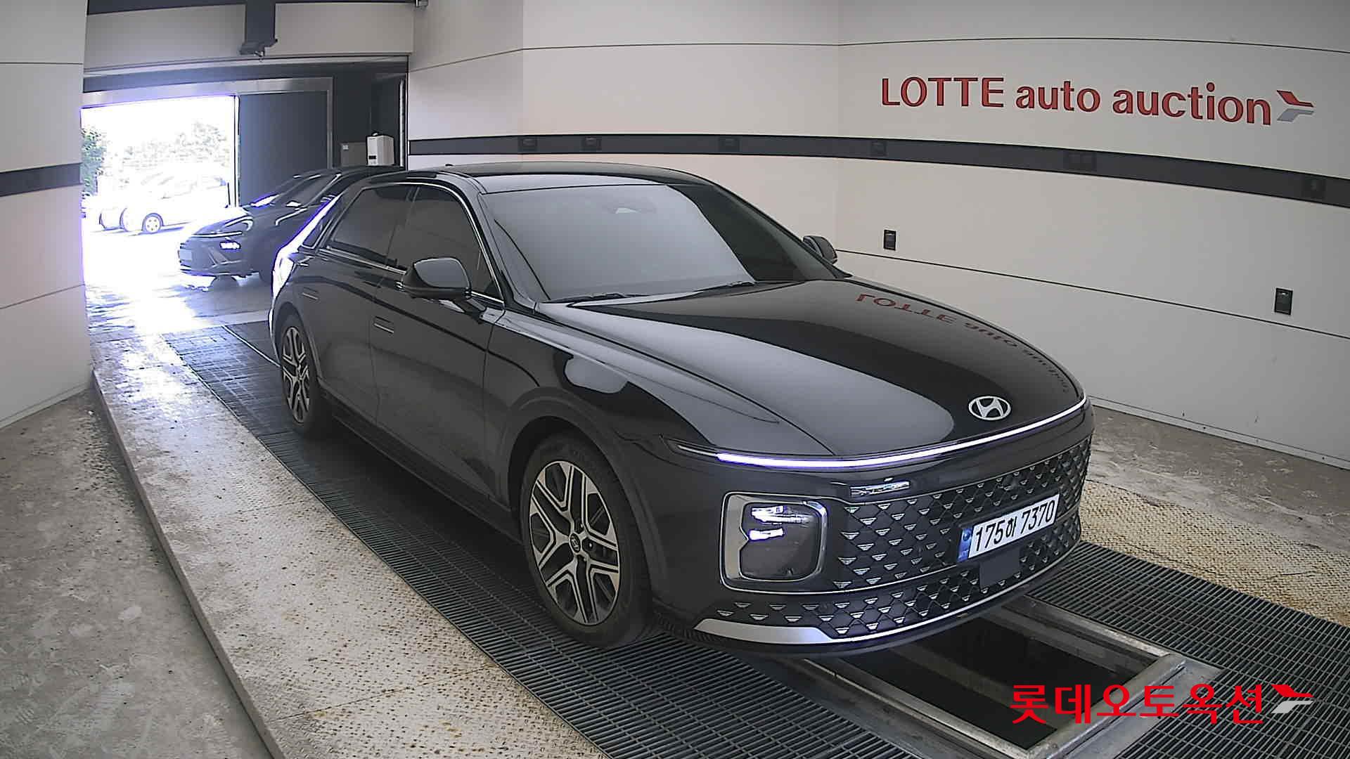 هيونداي جرانديور 2023 AT