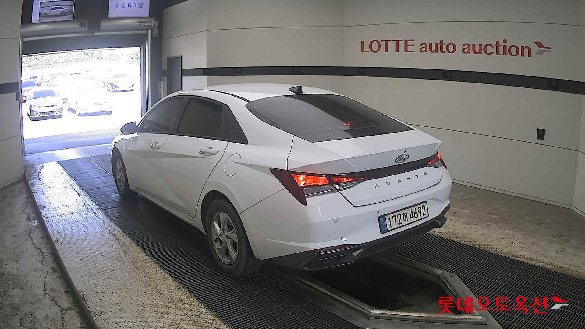 هيونداي أفانتي 2023 SMART