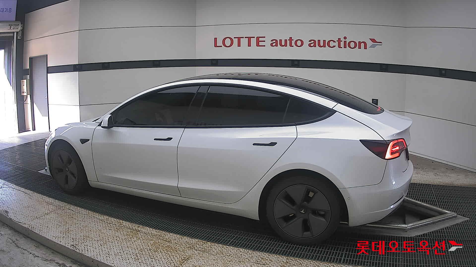 تسلا موديل 3 2022 طويل المدى