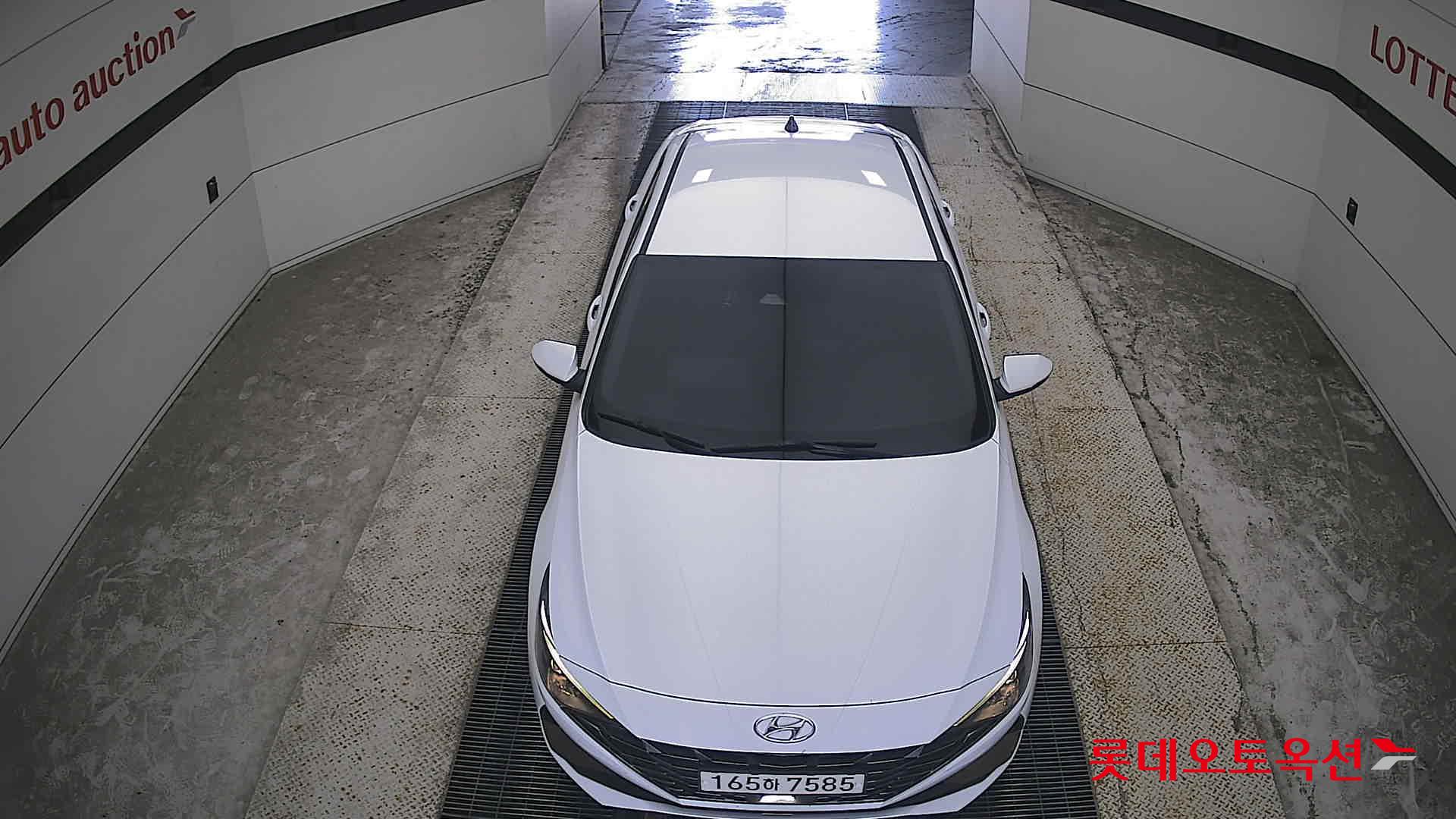 هيونداي أفانتي 2022 MODERN
