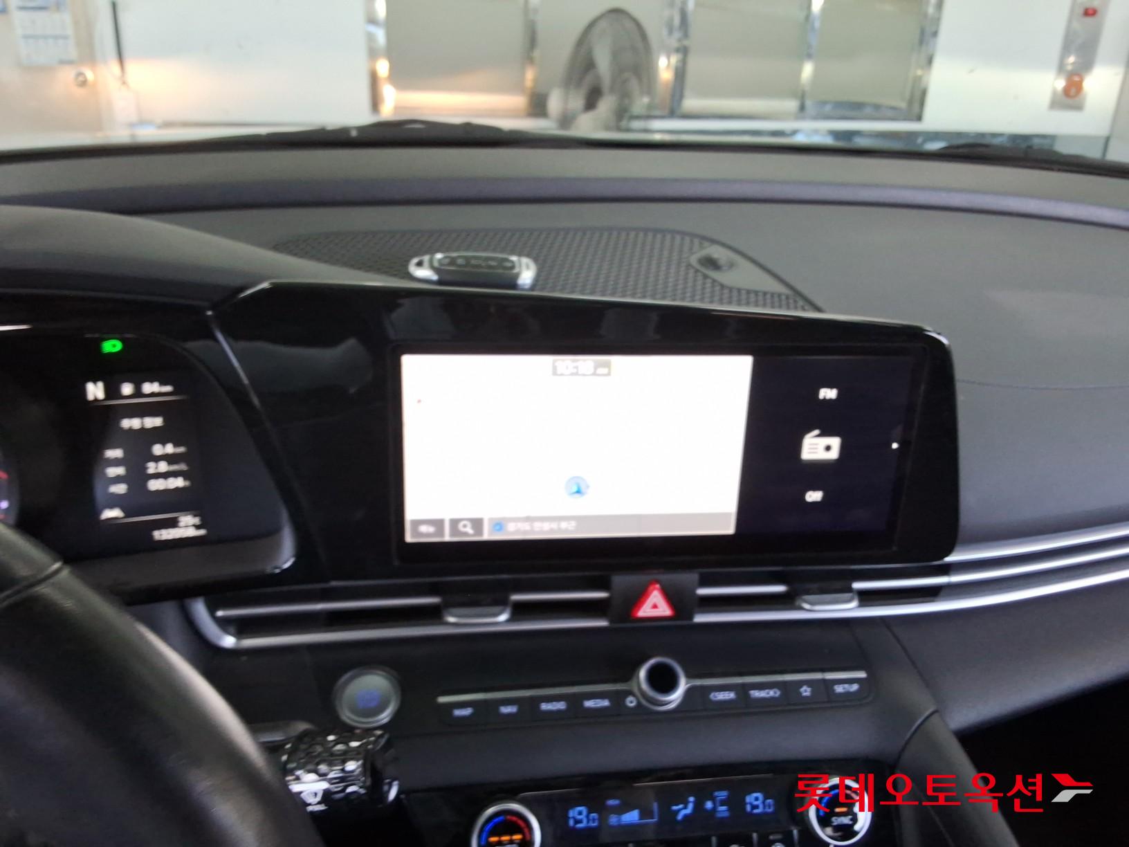 هيونداي أفانتي 2022 MODERN