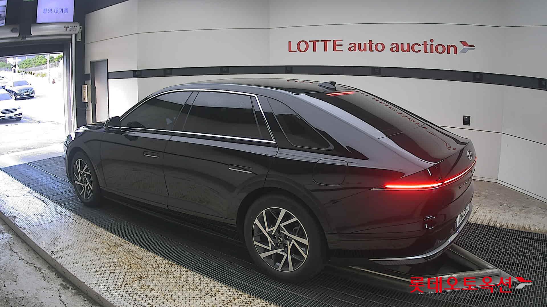 هيونداي جرانديور 2023 AT