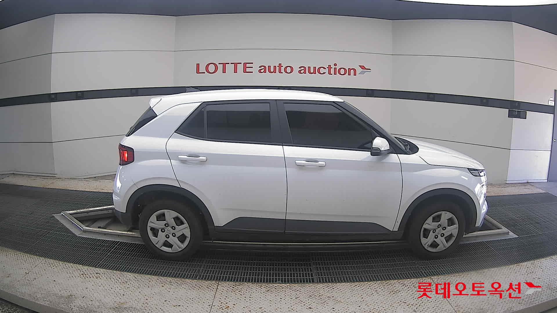 هيونداي فانيو 2021