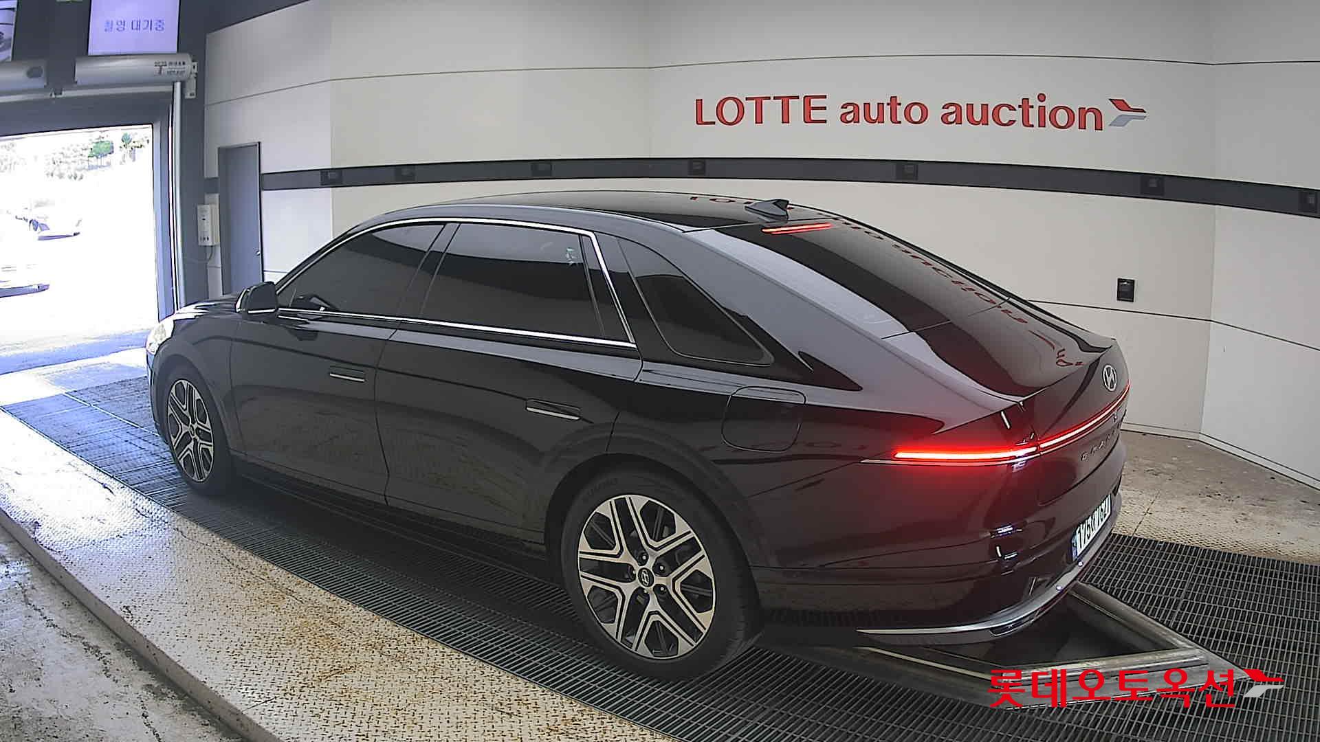 هيونداي جرانديور 2023 AT