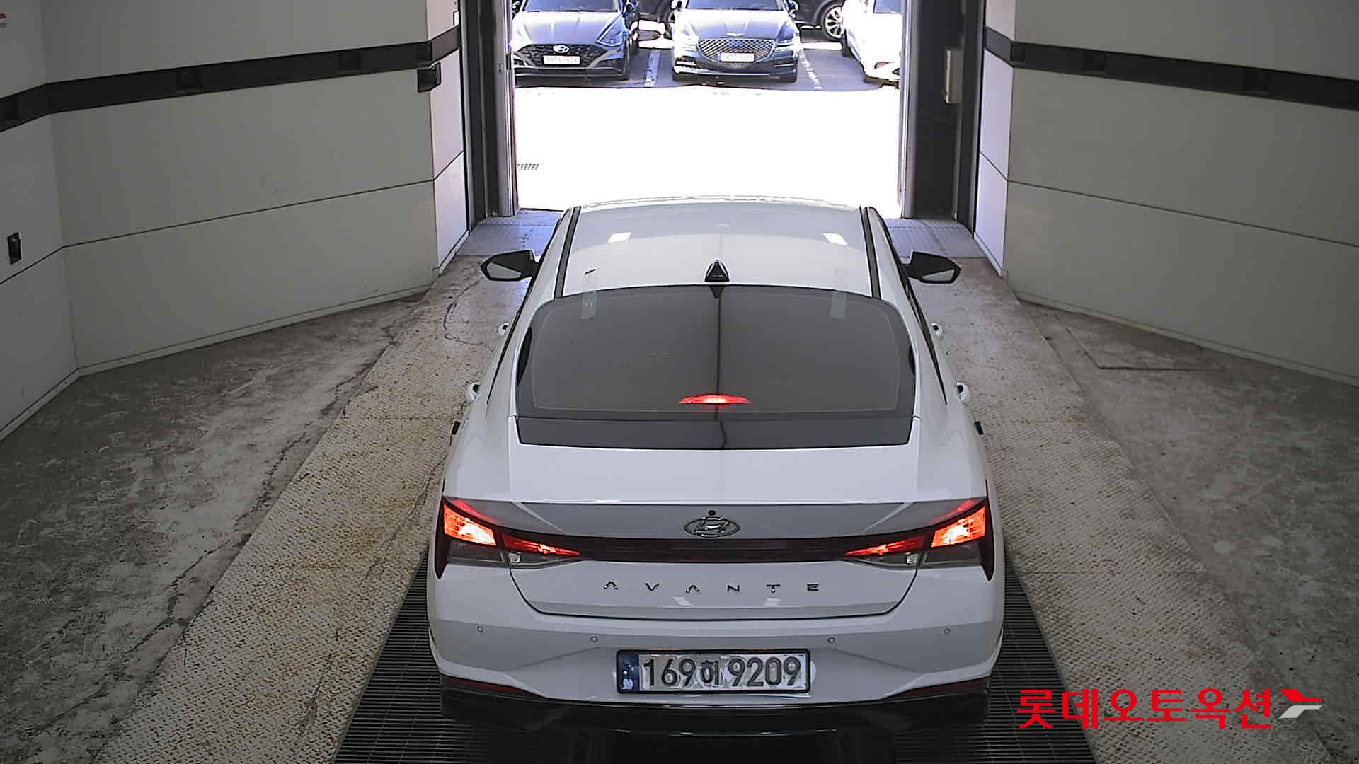 هيونداي أفانتي 2023 SMART