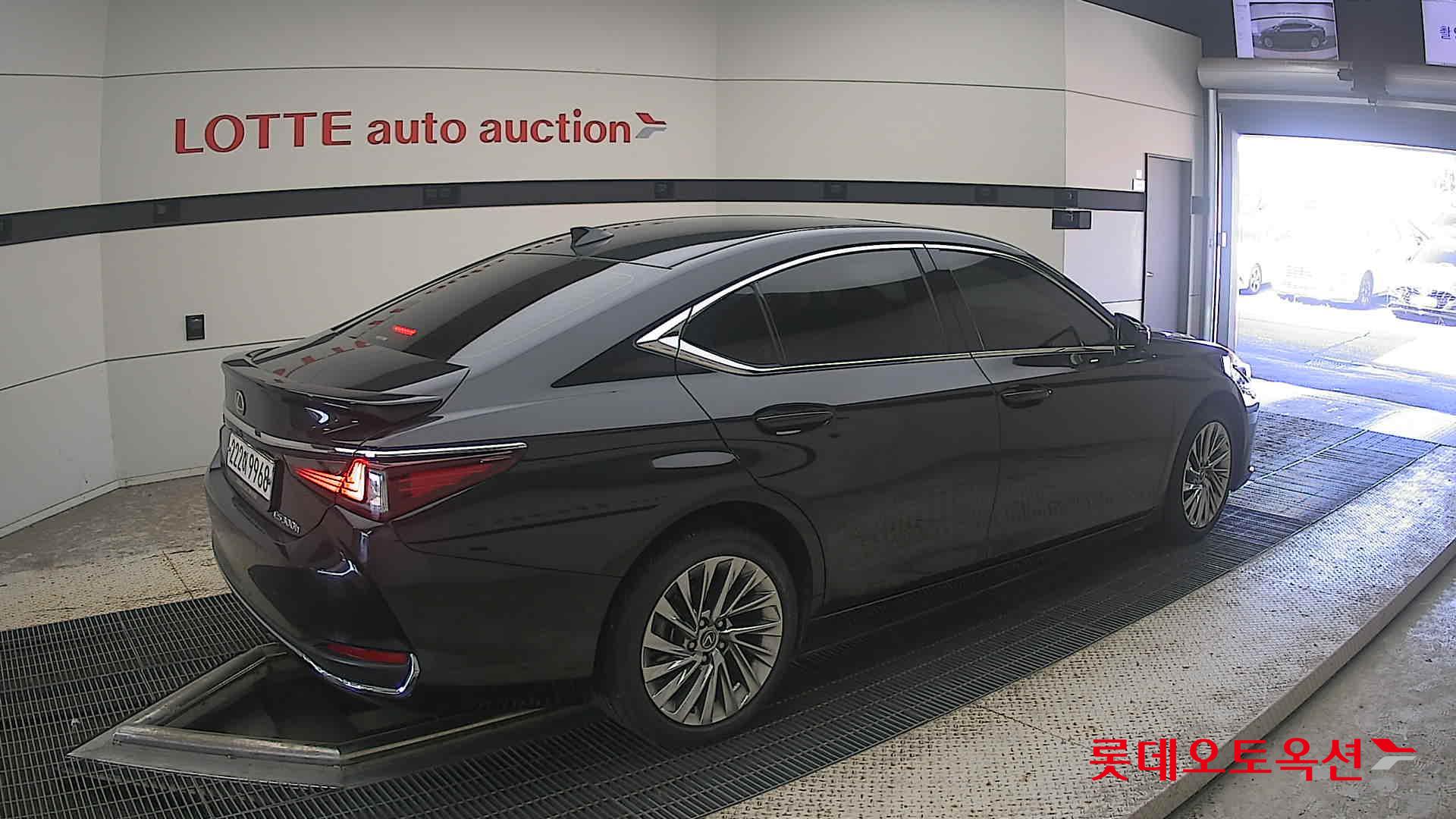 Toyota Lexus ES300h id 4945843 из Кореи 19