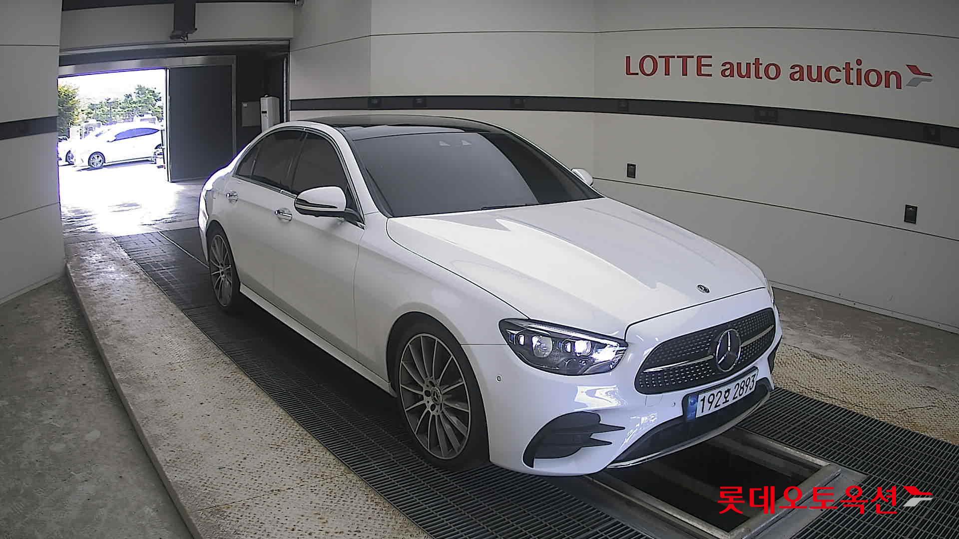 مرسيدس بنز E350 2022 4M LINE