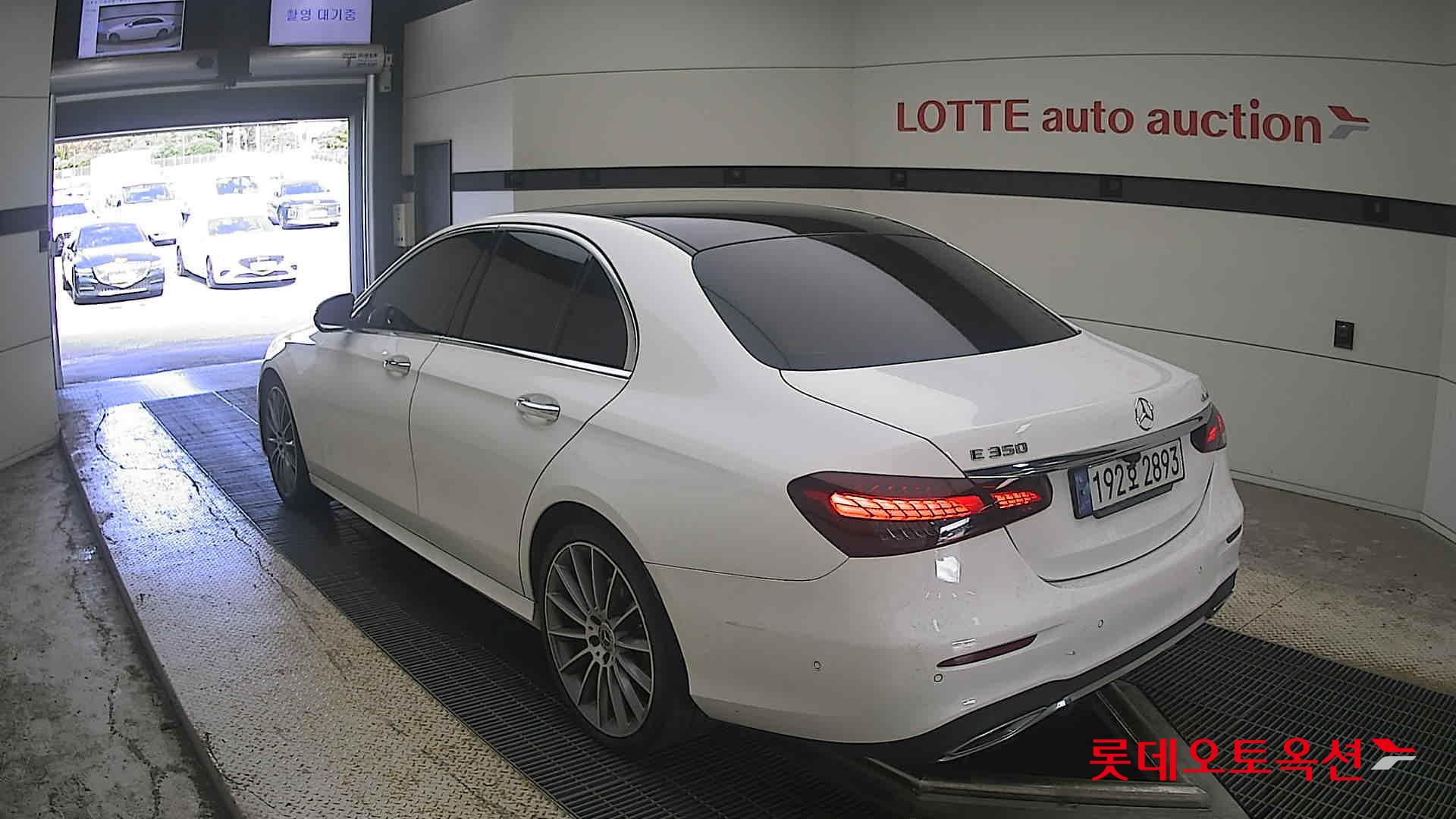 مرسيدس بنز E350 2022 4M LINE