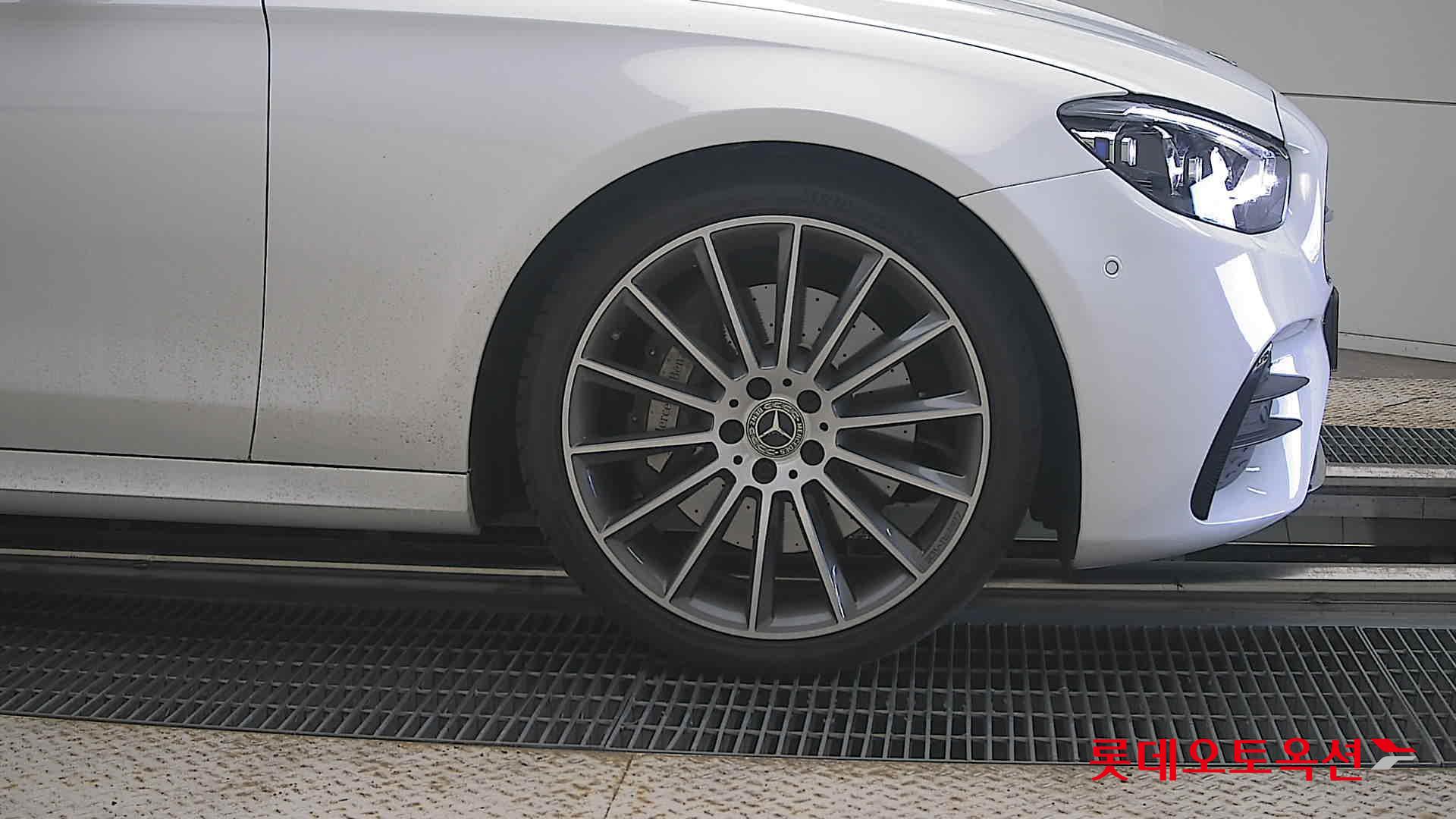 مرسيدس بنز E350 2022 4M LINE