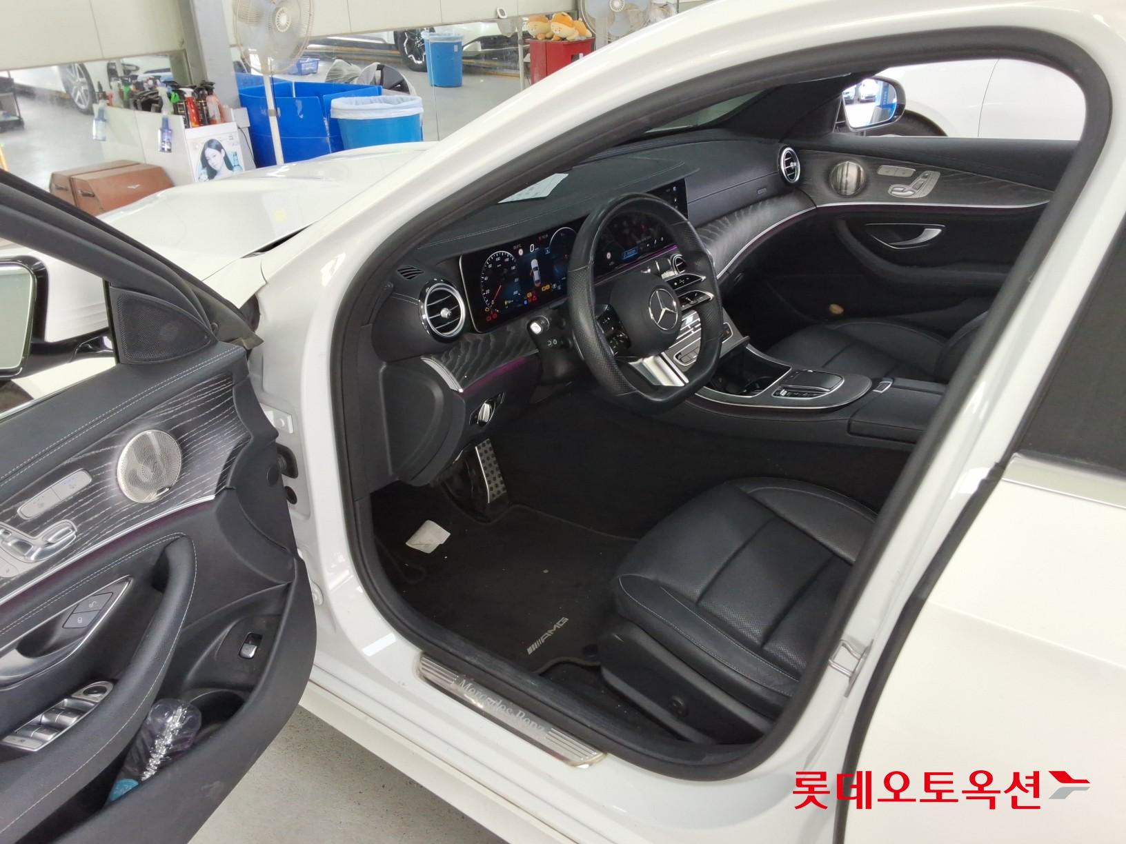 مرسيدس بنز E350 2022 4M LINE