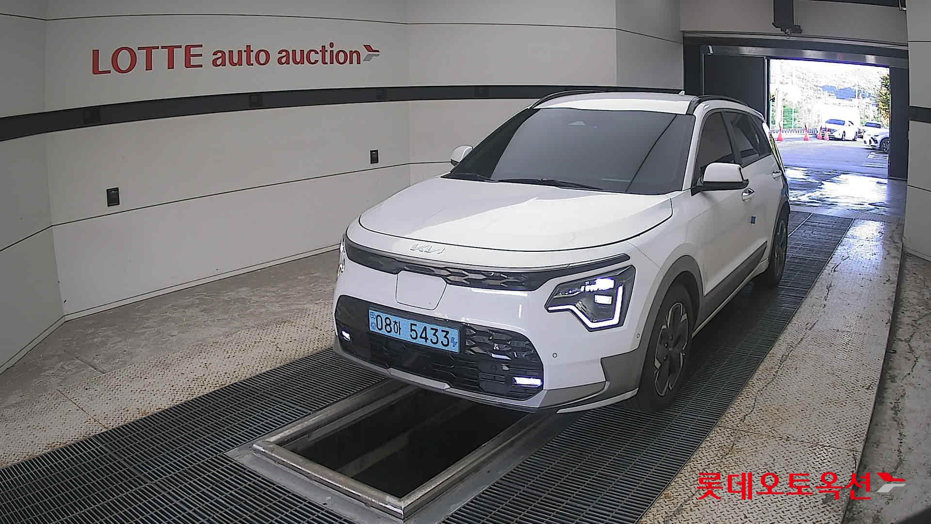 كيا نيرو 2023 EV