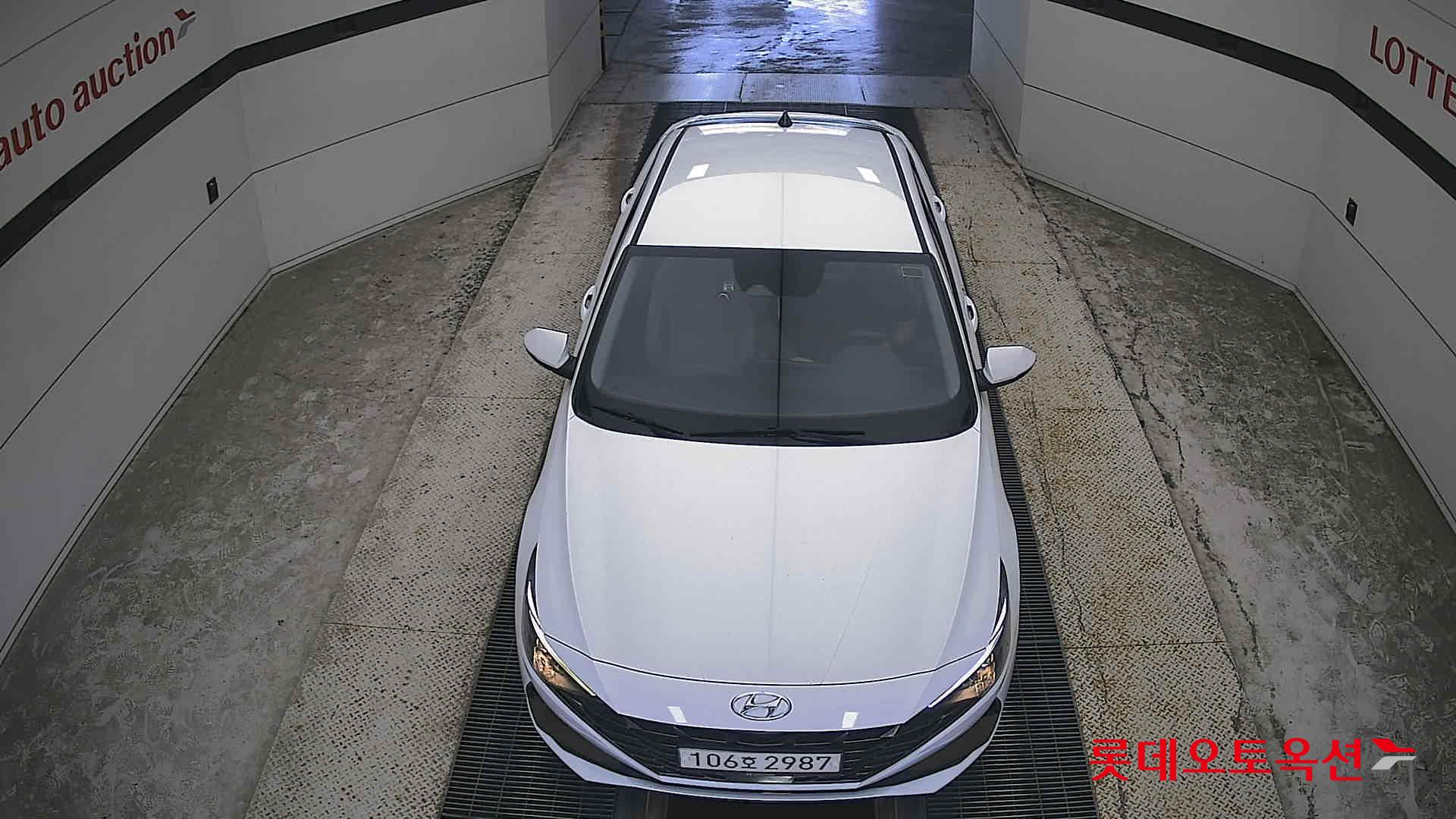 هيونداي أفانتي 2021 MODERN