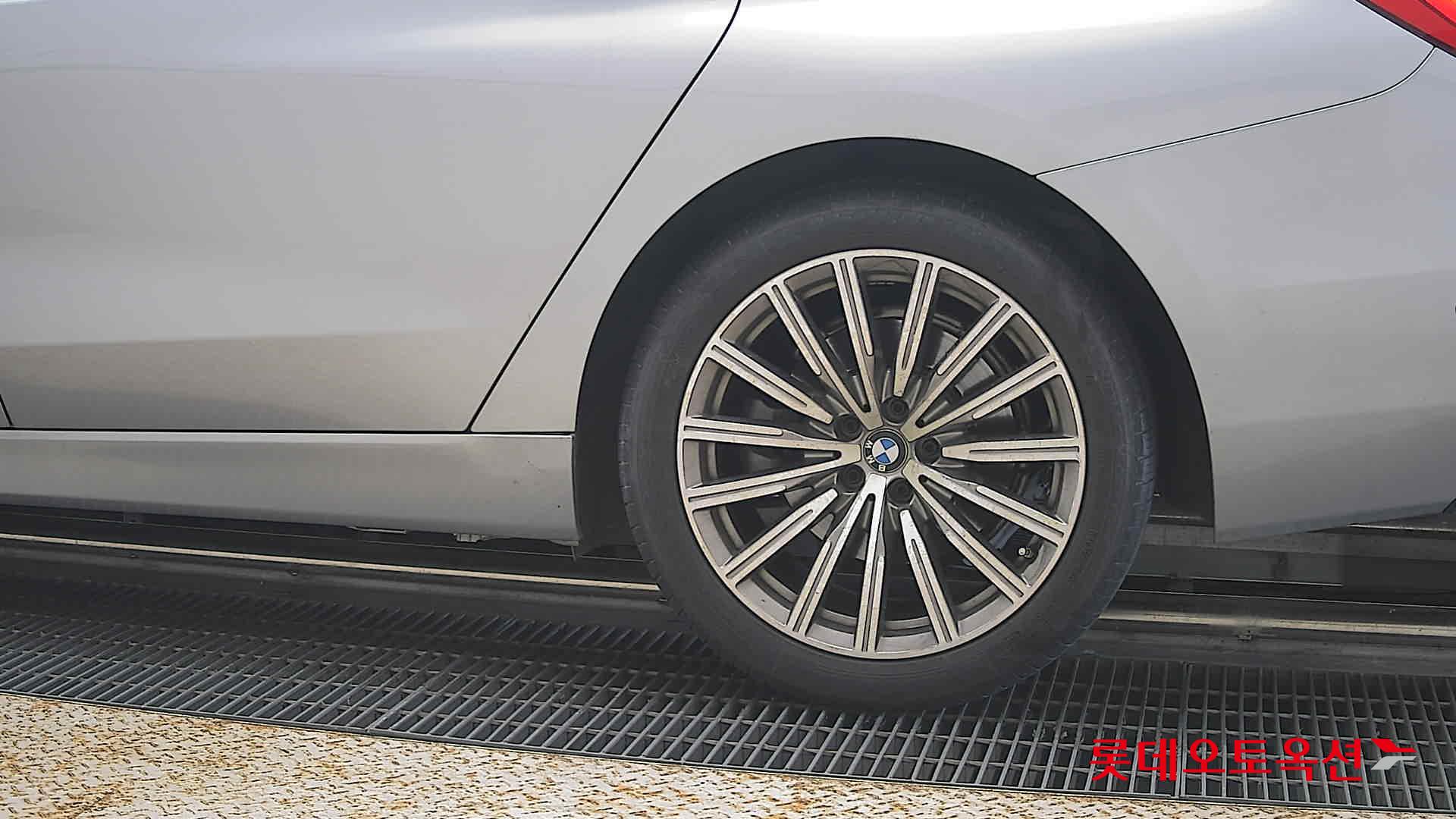 بي إم دبليو 630D 2018 GT فاخر